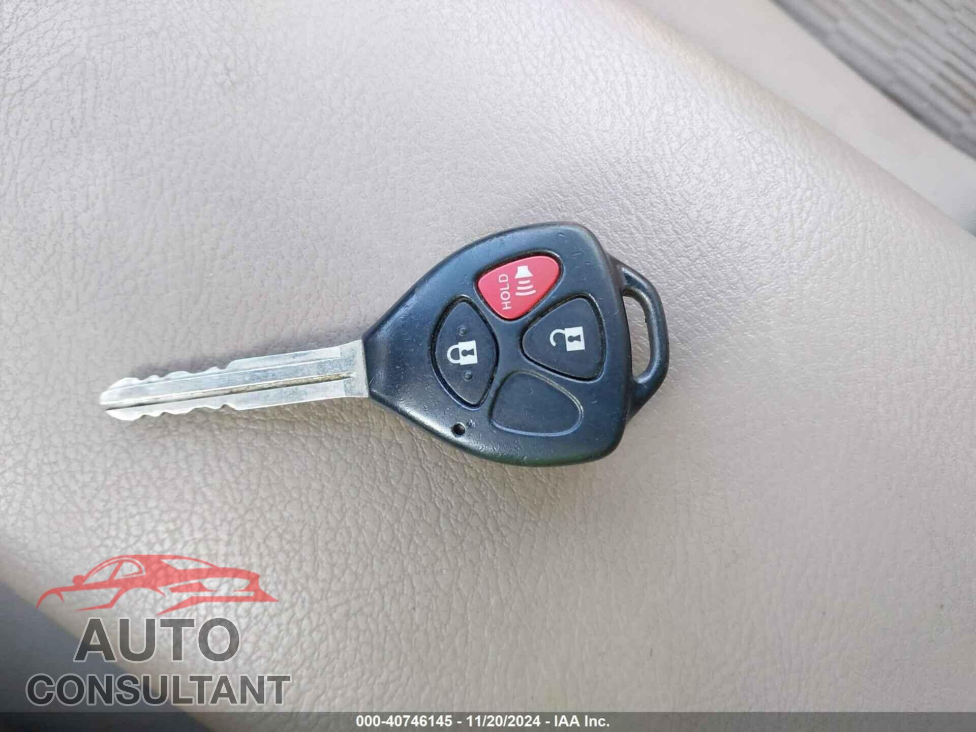 TOYOTA RAV4 2012 - 2T3BF4DV2CW260176