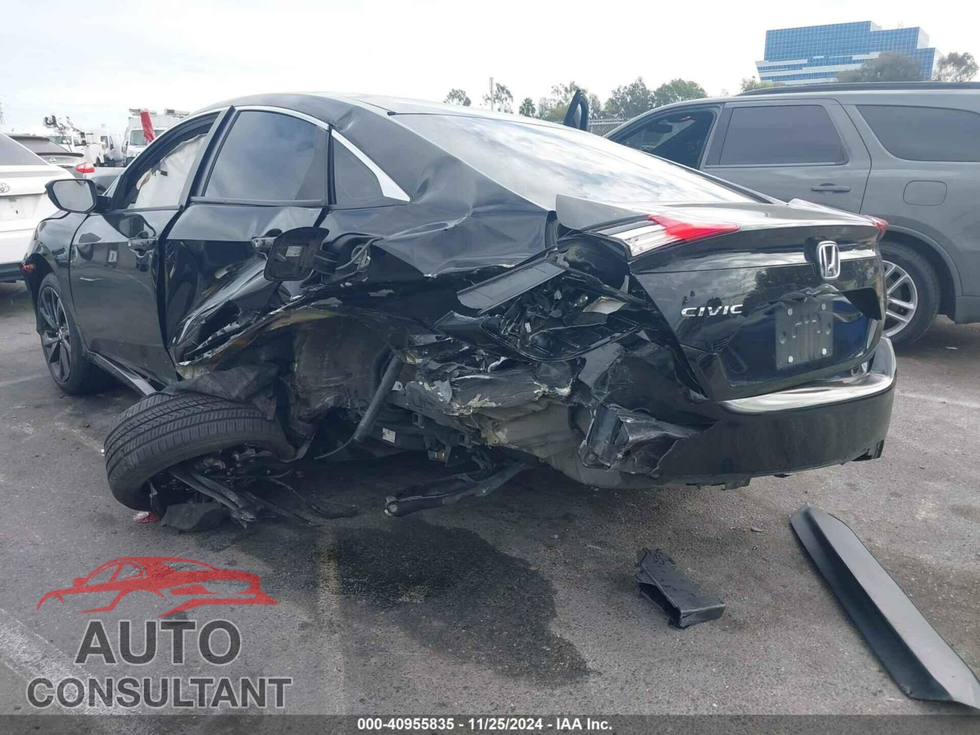 HONDA CIVIC 2017 - 2HGFC2F55HH576840