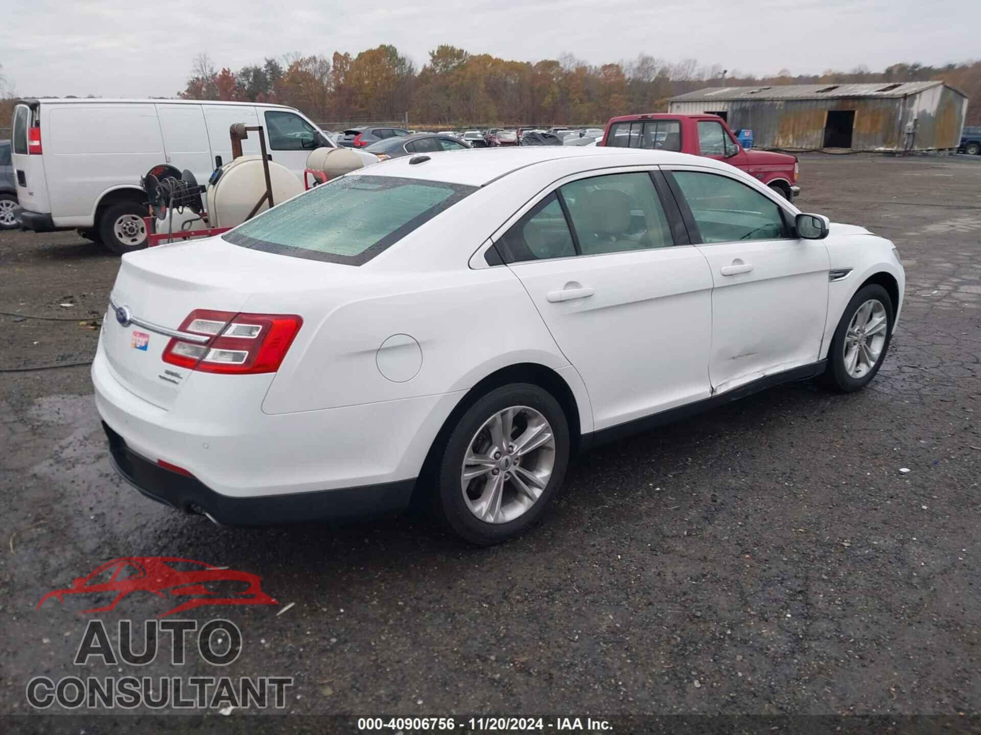 FORD TAURUS 2013 - 1FAHP2E82DG111449