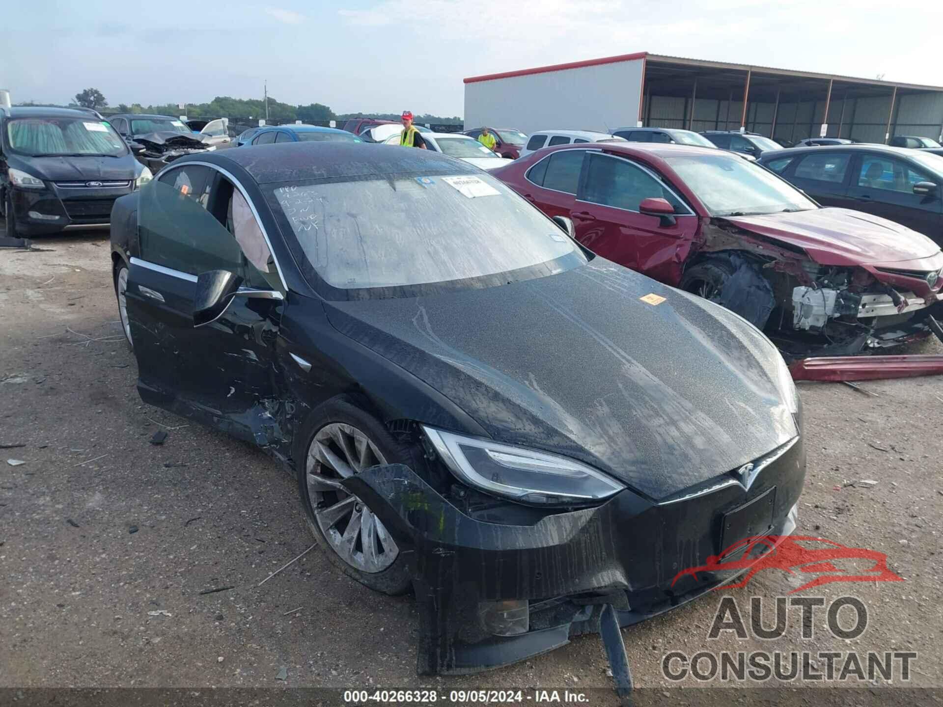 TESLA MODEL S 2017 - 5YJSA1E16HF178263