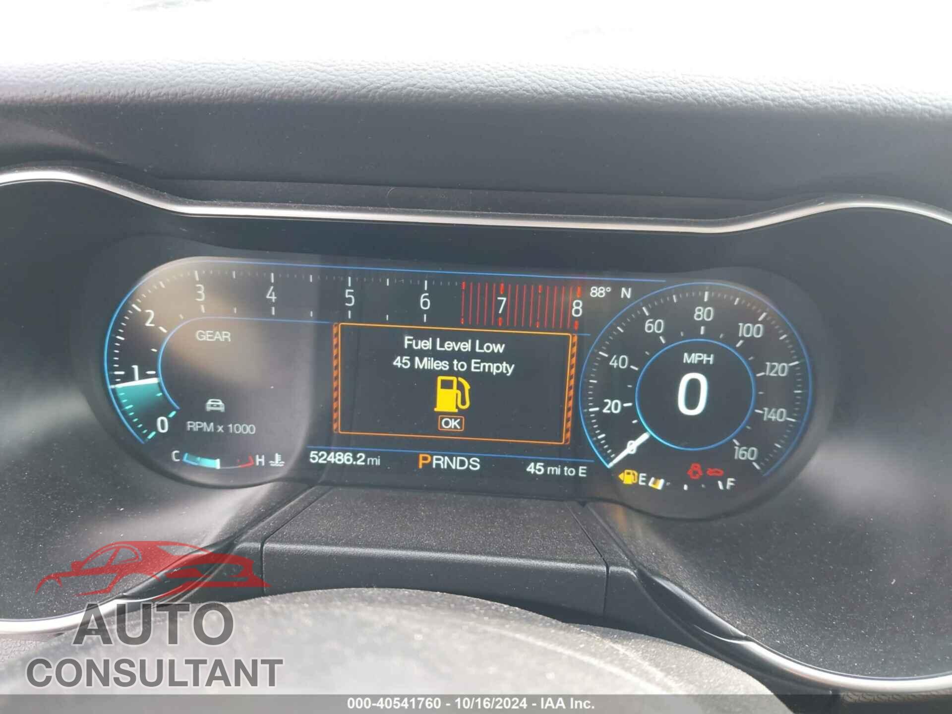 FORD MUSTANG 2018 - 1FATP8UH5J5167665