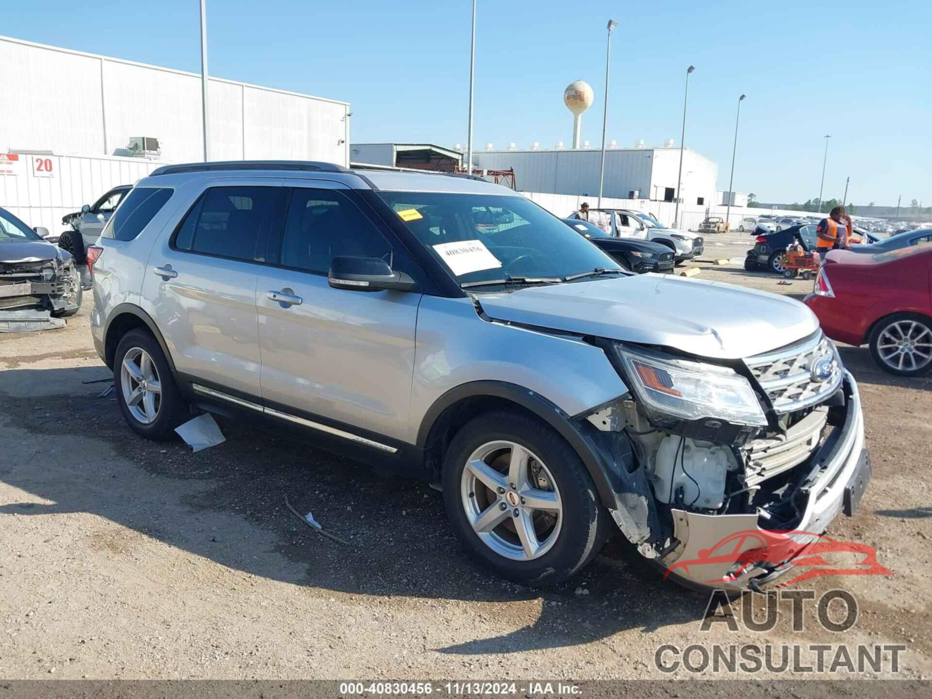 FORD EXPLORER 2018 - 1FM5K7D87JGA35387