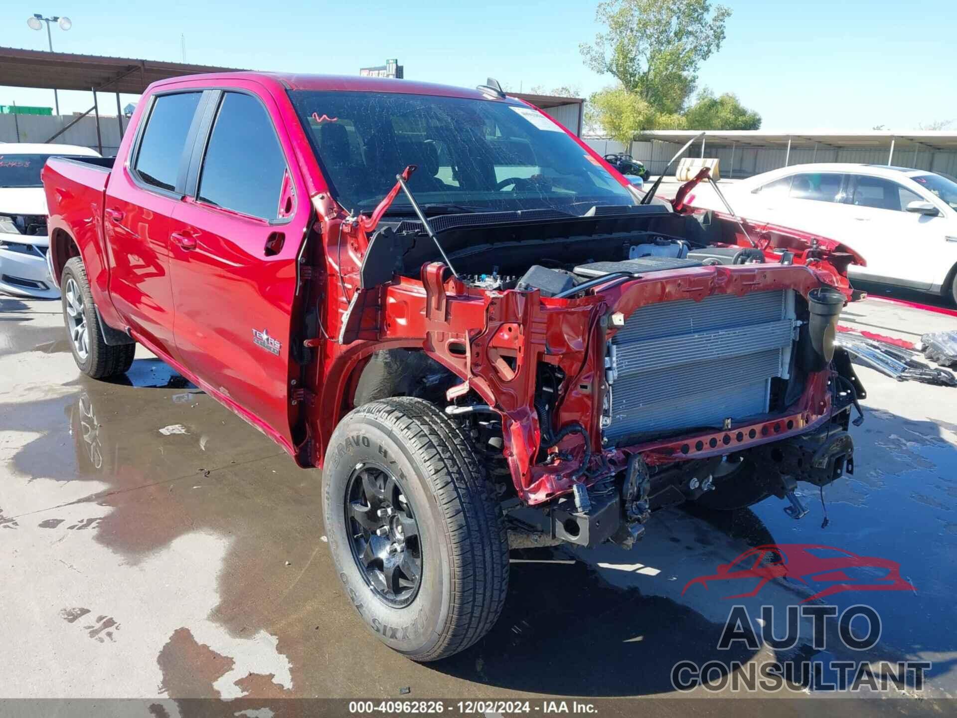 CHEVROLET SILVERADO 1500 2024 - 1GCPACED1RZ374327