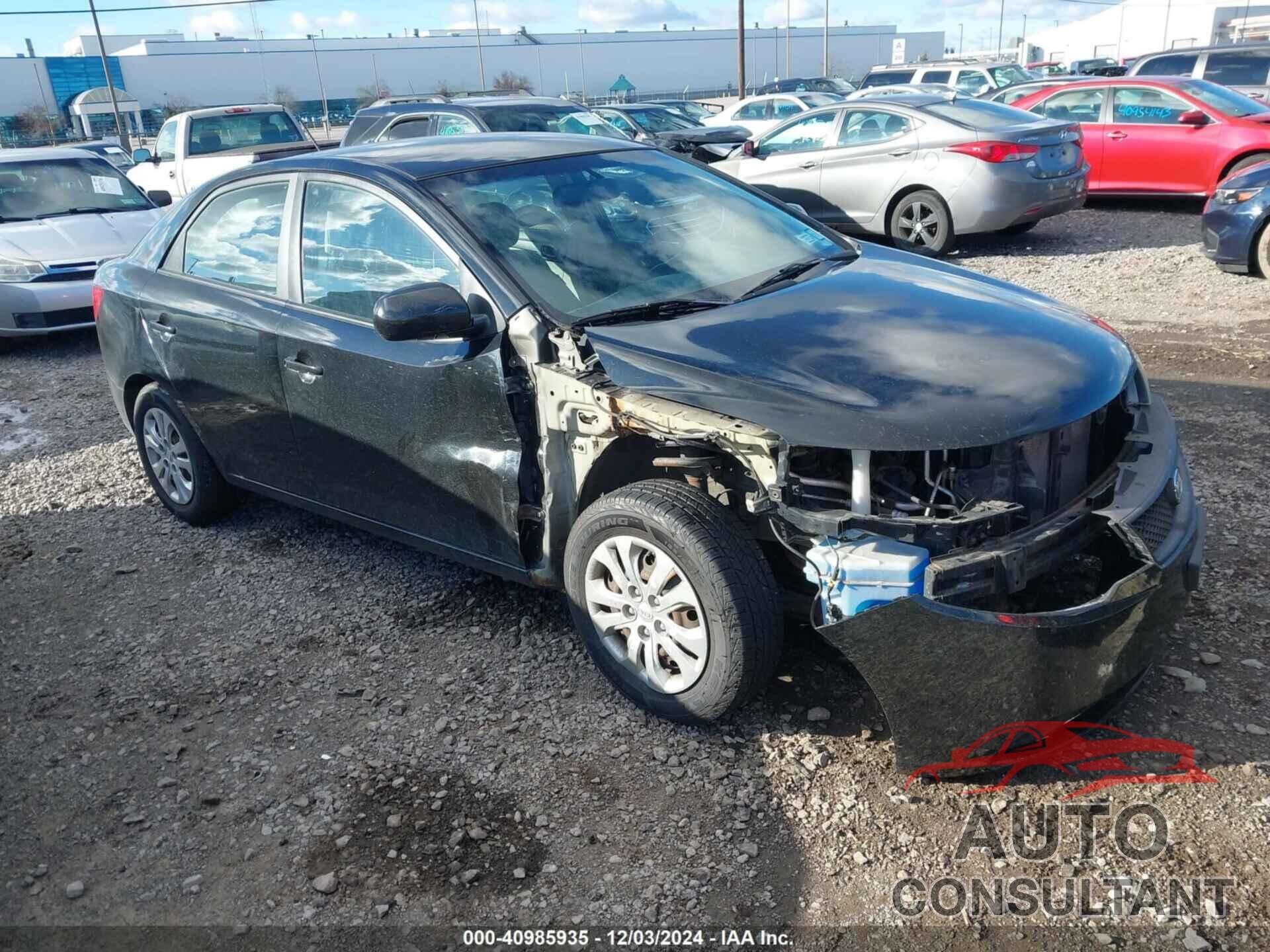 KIA FORTE 2010 - KNAFT4A2XA5307444