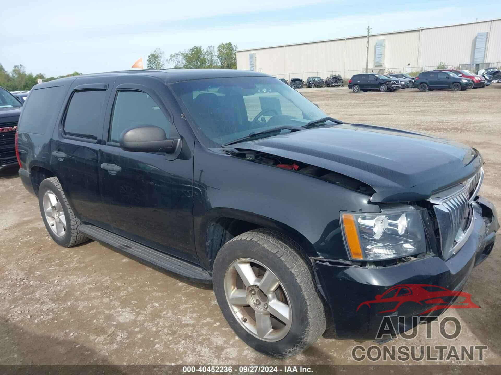 CHEVROLET TAHOE 2012 - 1GNLC2E07CR268656