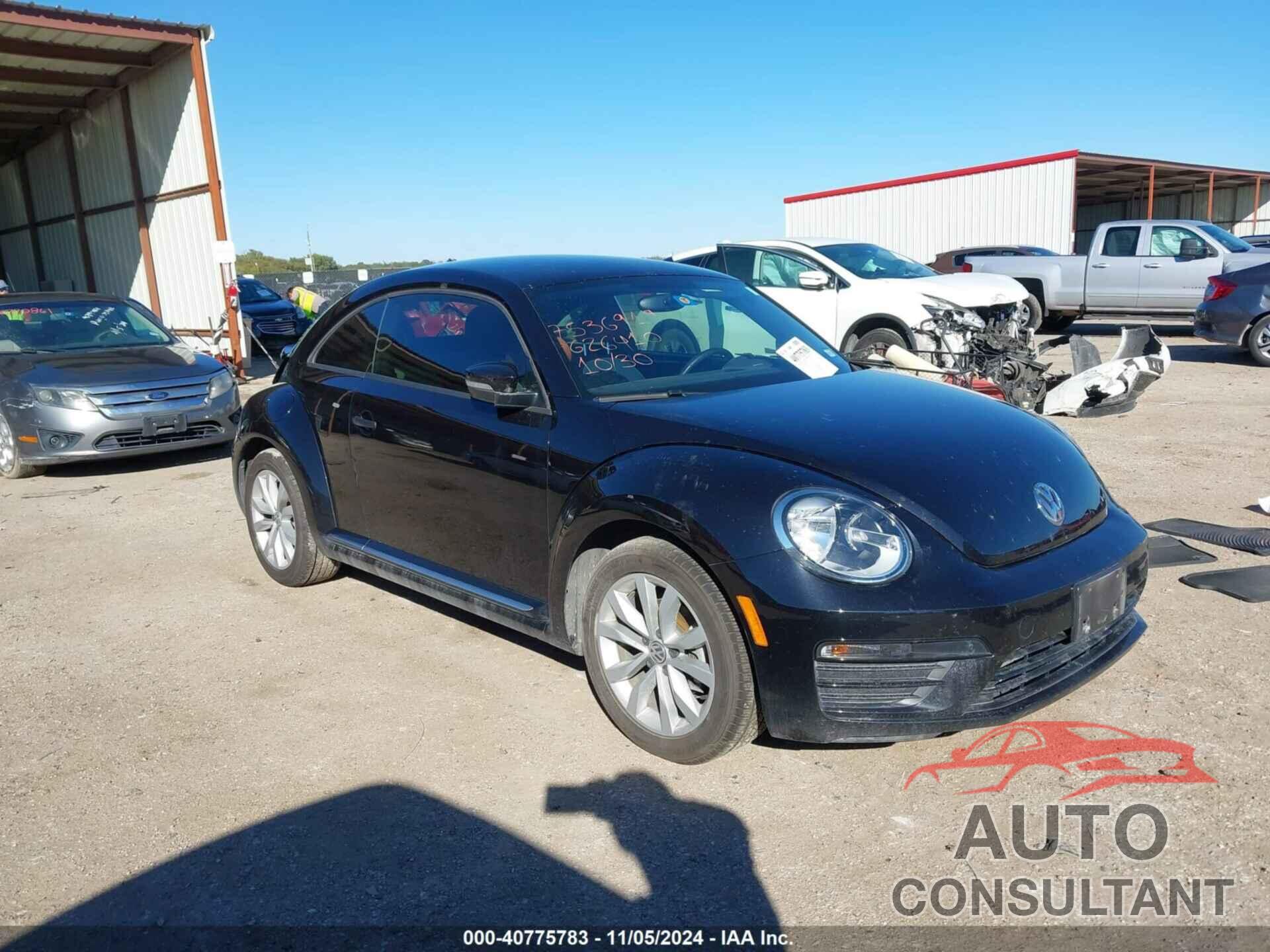 VOLKSWAGEN BEETLE 2017 - 3VWF17AT4HM626410