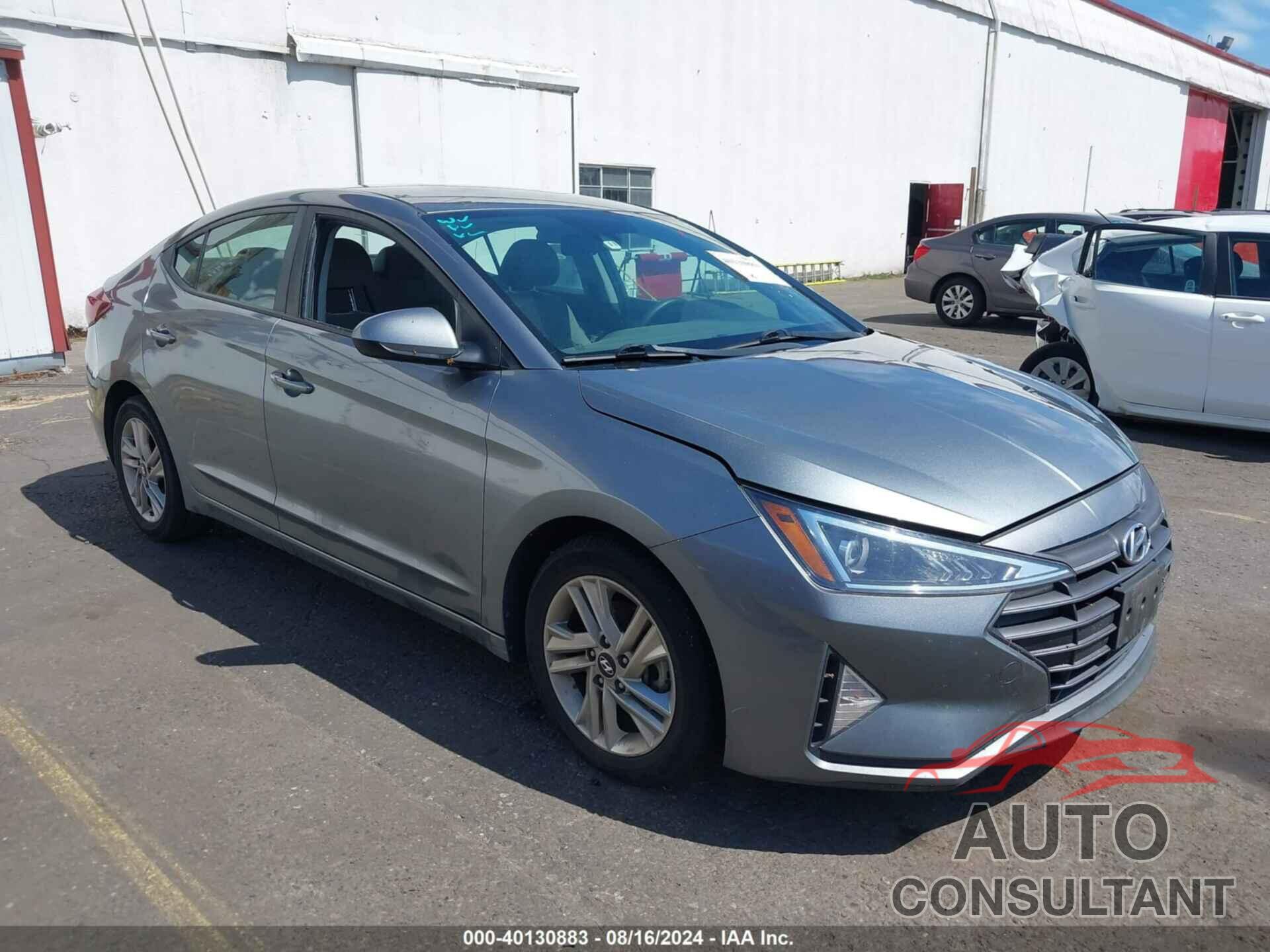 HYUNDAI ELANTRA 2019 - KMHD84LF1KU745557