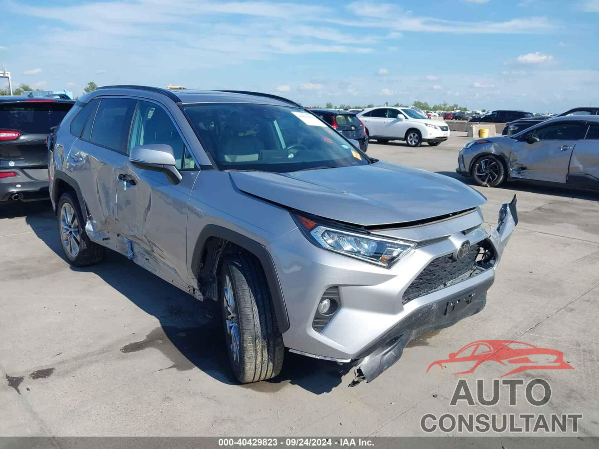 TOYOTA RAV4 2019 - 2T3C1RFV7KC026533