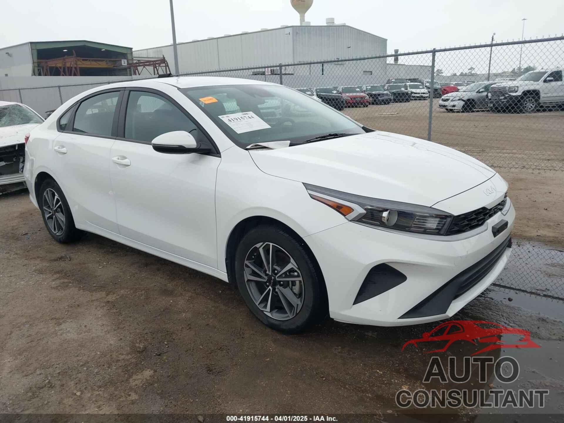 KIA FORTE 2023 - 3KPF24AD7PE669204