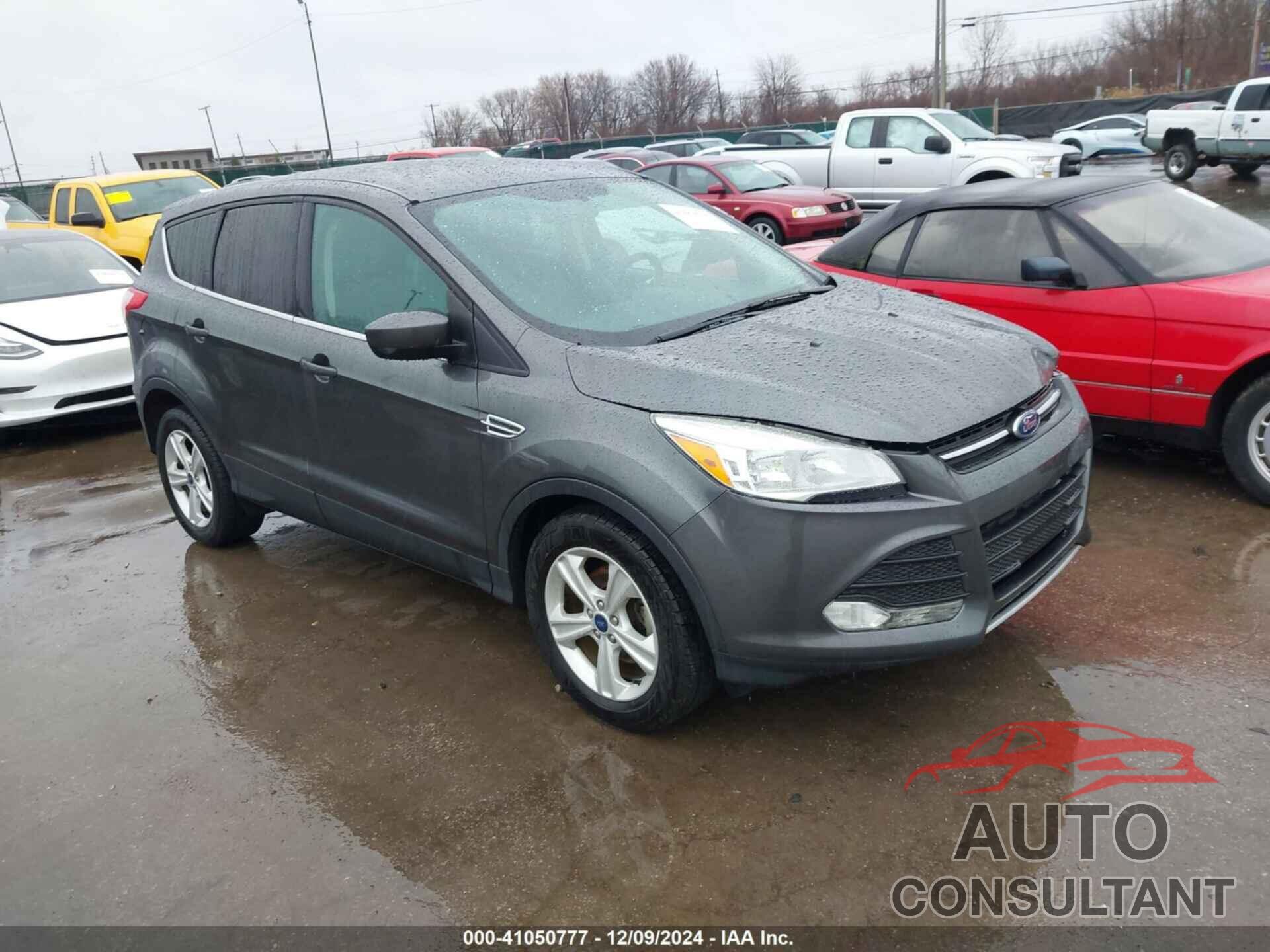 FORD ESCAPE 2015 - 1FMCU0G7XFUB58881