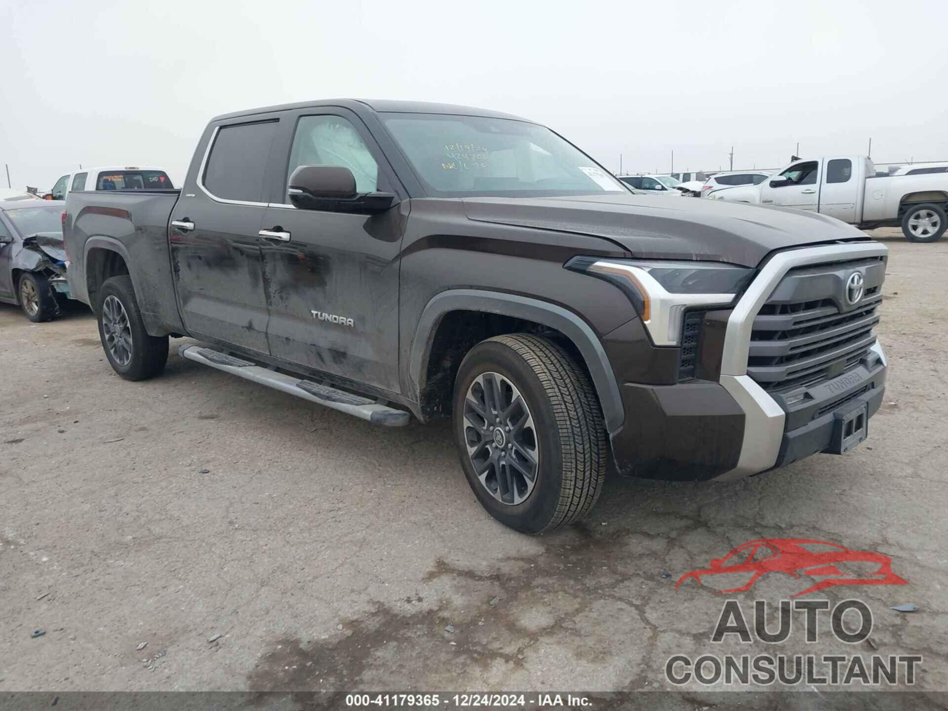 TOYOTA TUNDRA 2022 - 5TFJA5ECXNX005318