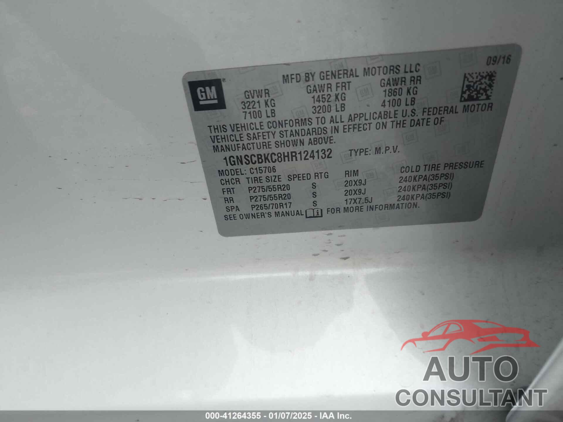 CHEVROLET TAHOE 2017 - 1GNSCBKC8HR124132