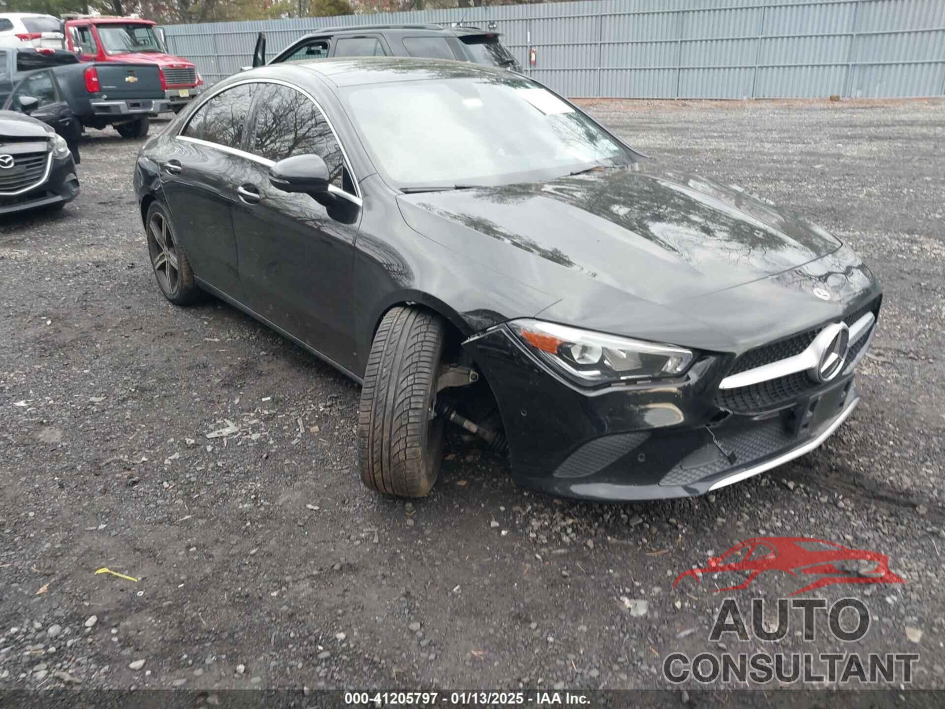 MERCEDES-BENZ CLA 250 2020 - W1K5J4HB7LN107575