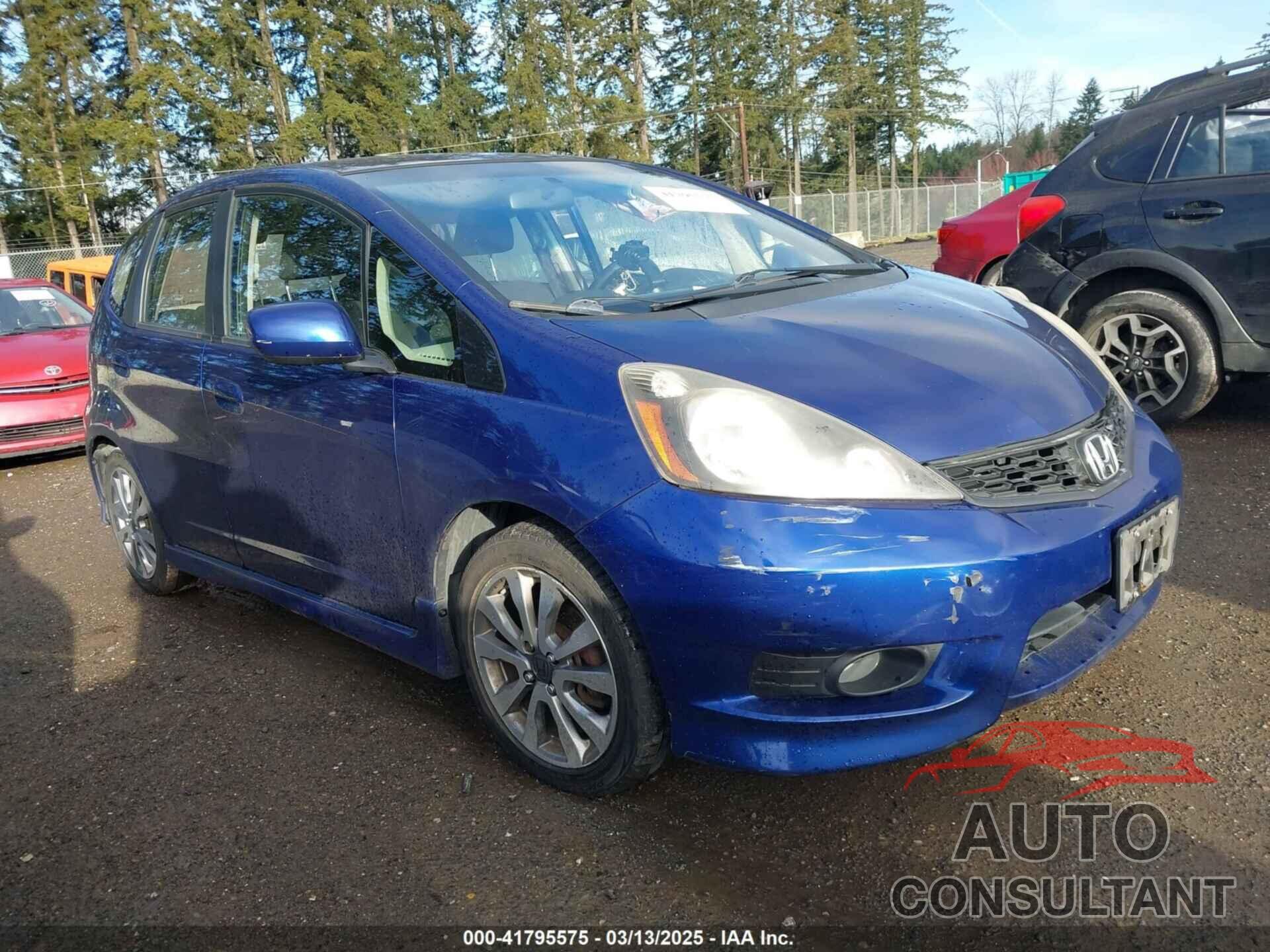 HONDA FIT 2013 - JHMGE8H55DC033478