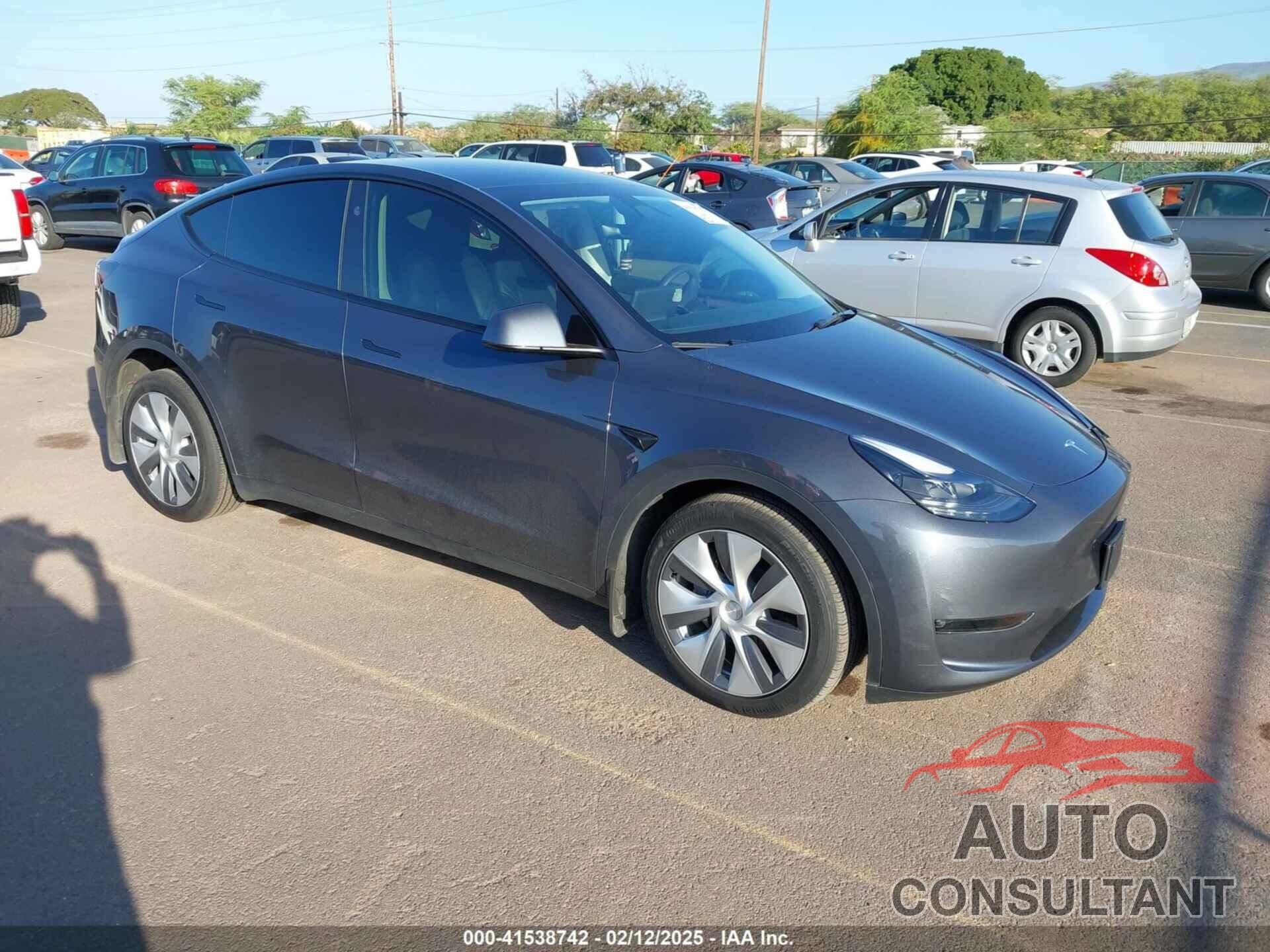TESLA MODEL Y 2023 - 7SAYGDEE0PF928836
