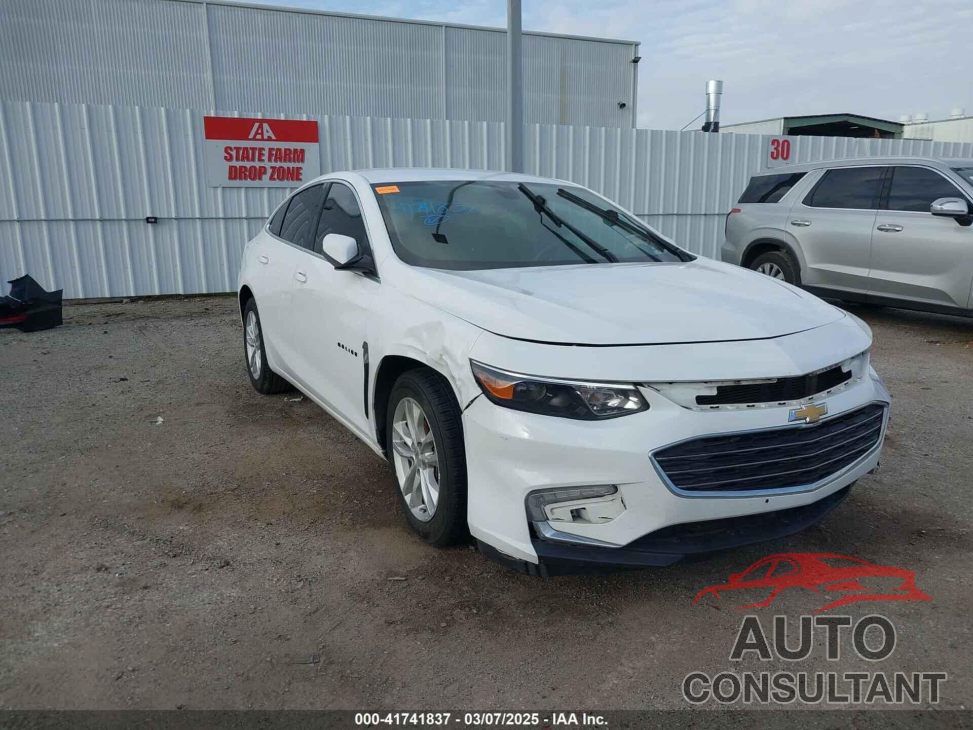 CHEVROLET MALIBU 2018 - 1G1ZD5STXJF232810