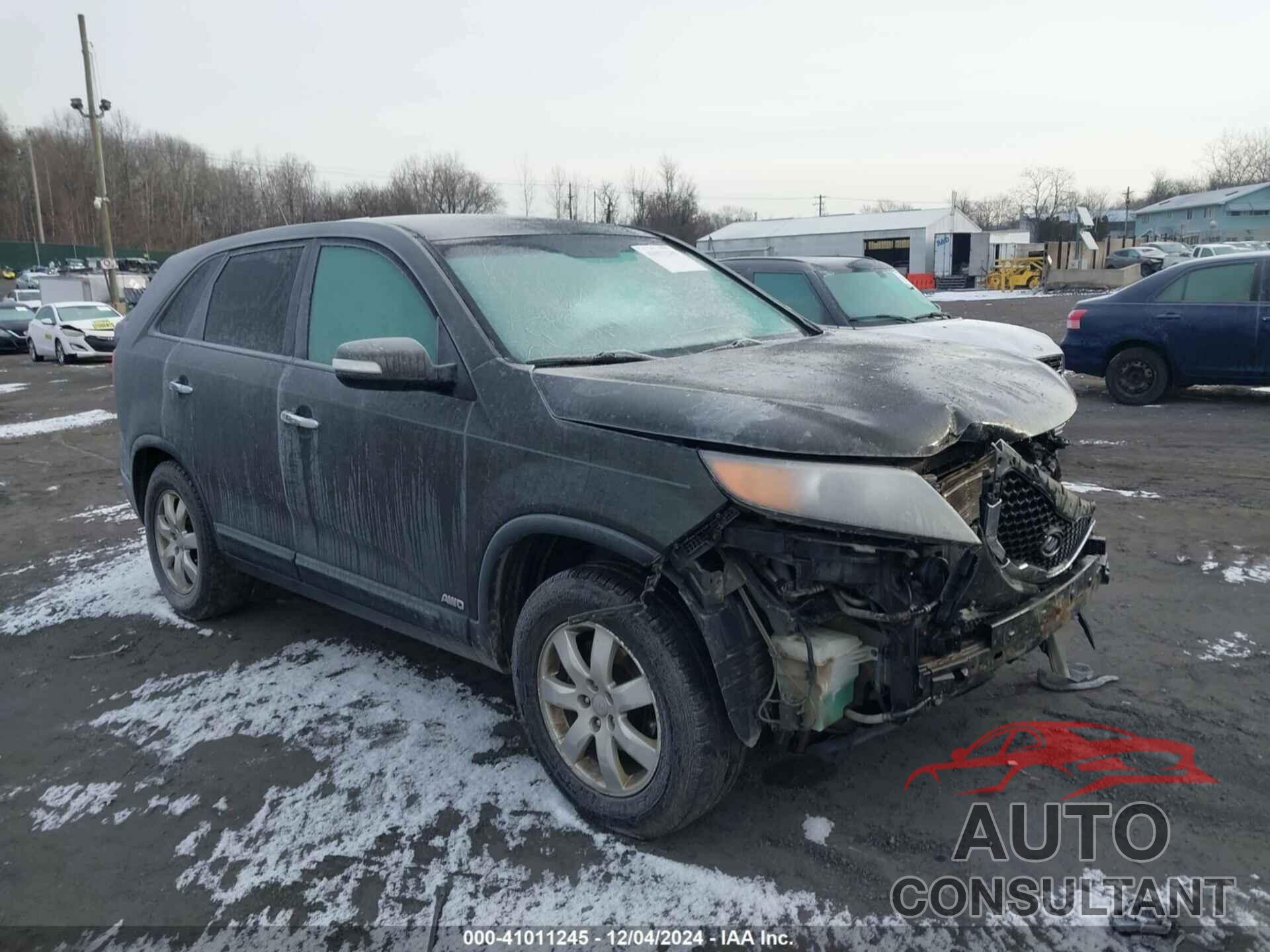 KIA SORENTO 2013 - 5XYKTDA68DG321360
