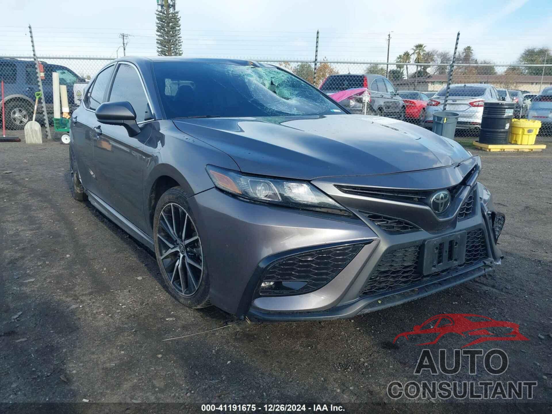 TOYOTA CAMRY 2021 - 4T1G11AK2MU445352