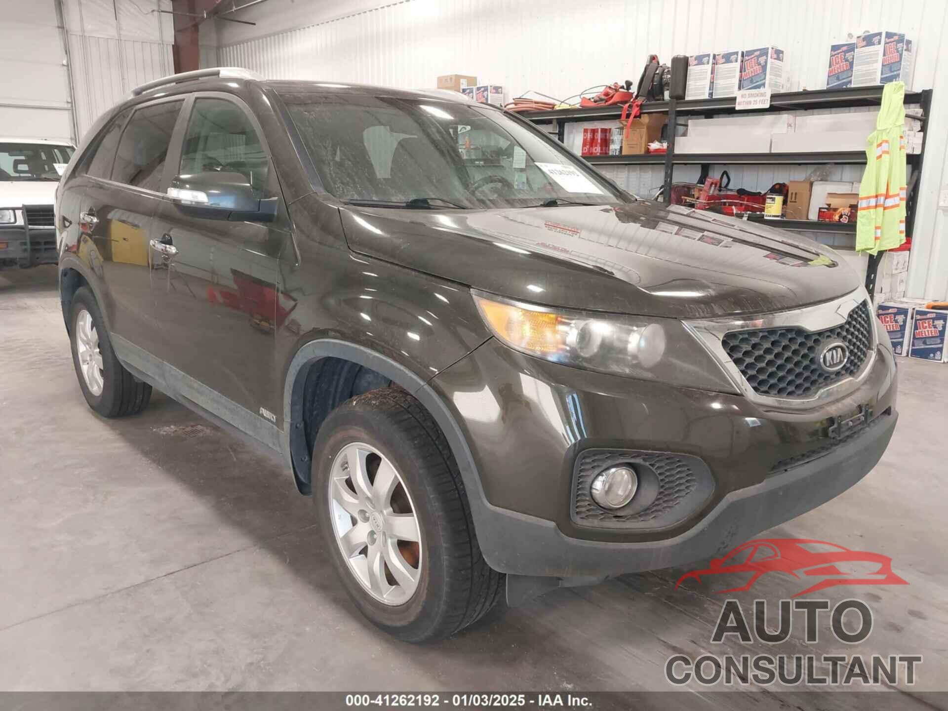 KIA SORENTO 2011 - 5XYKTDA18BG144701