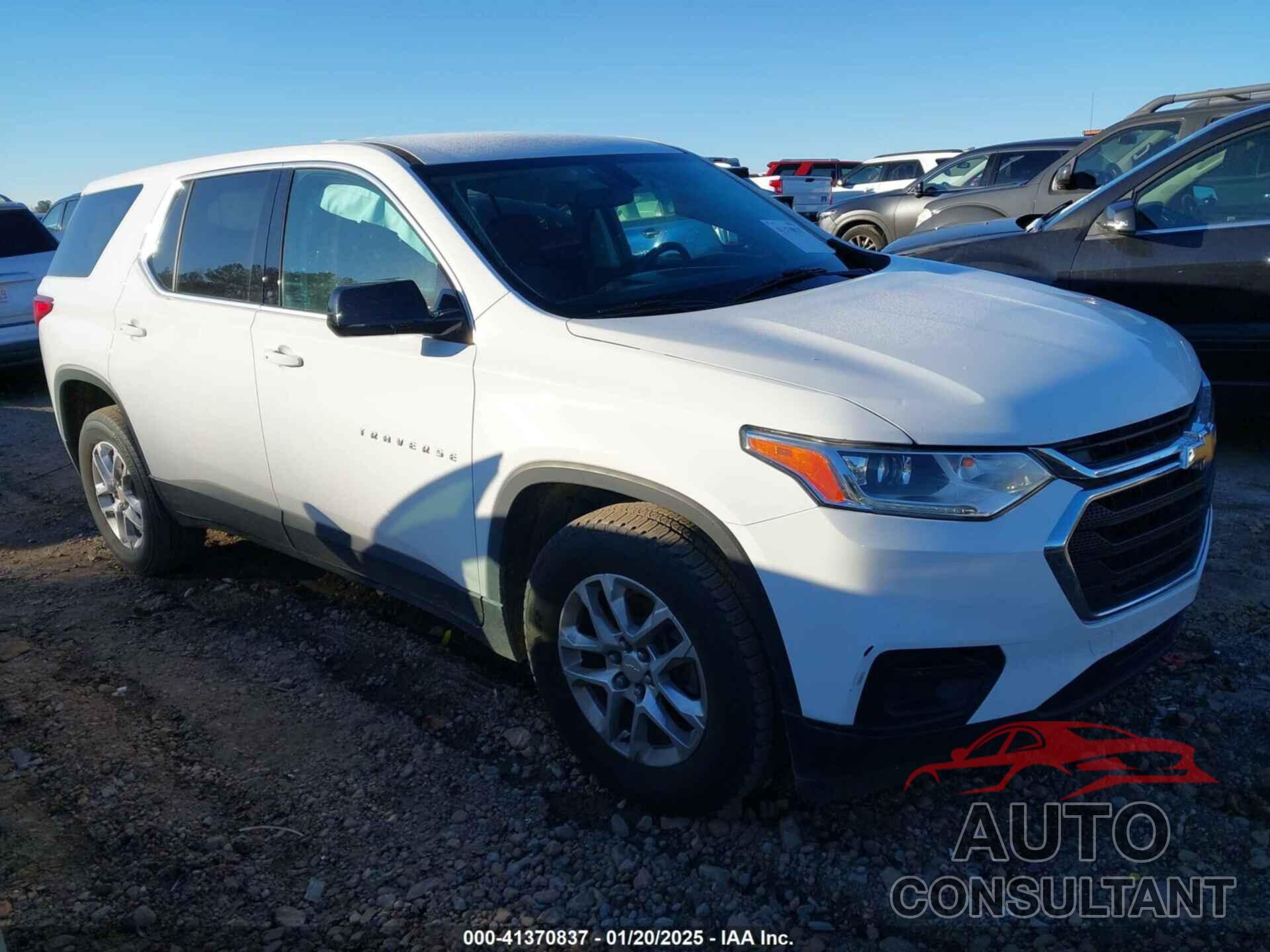 CHEVROLET TRAVERSE 2019 - 1GNERFKW8KJ238411