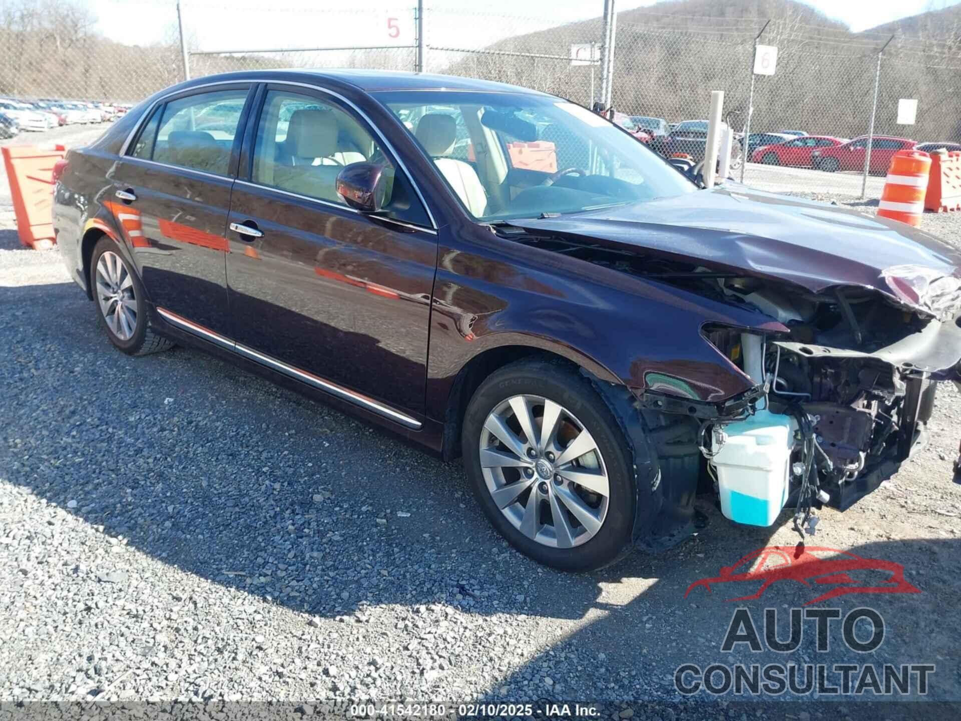 TOYOTA AVALON 2011 - 4T1BK3DB0BU377967