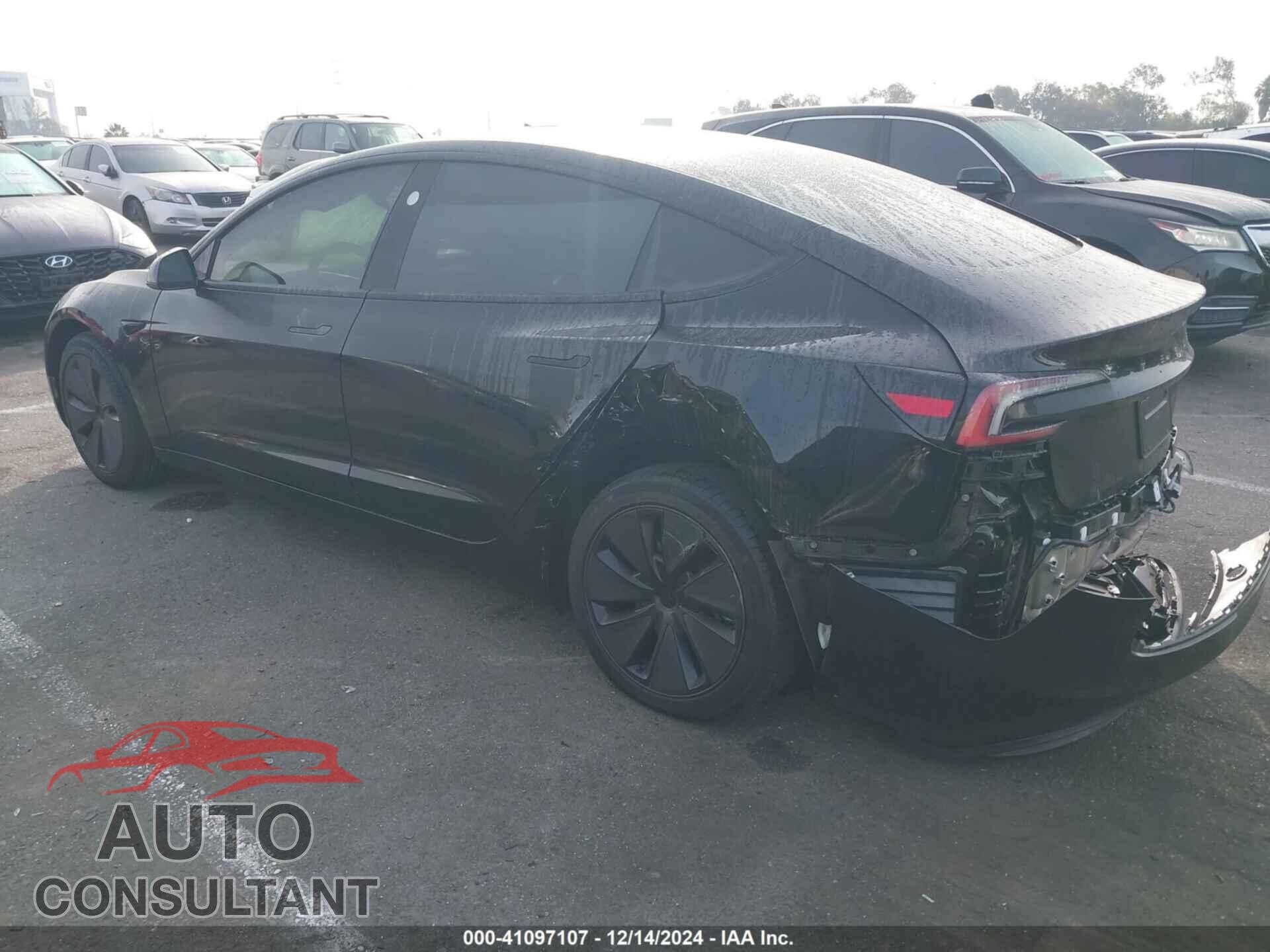 TESLA MODEL 3 2024 - 5YJ3E1EA1RF846819