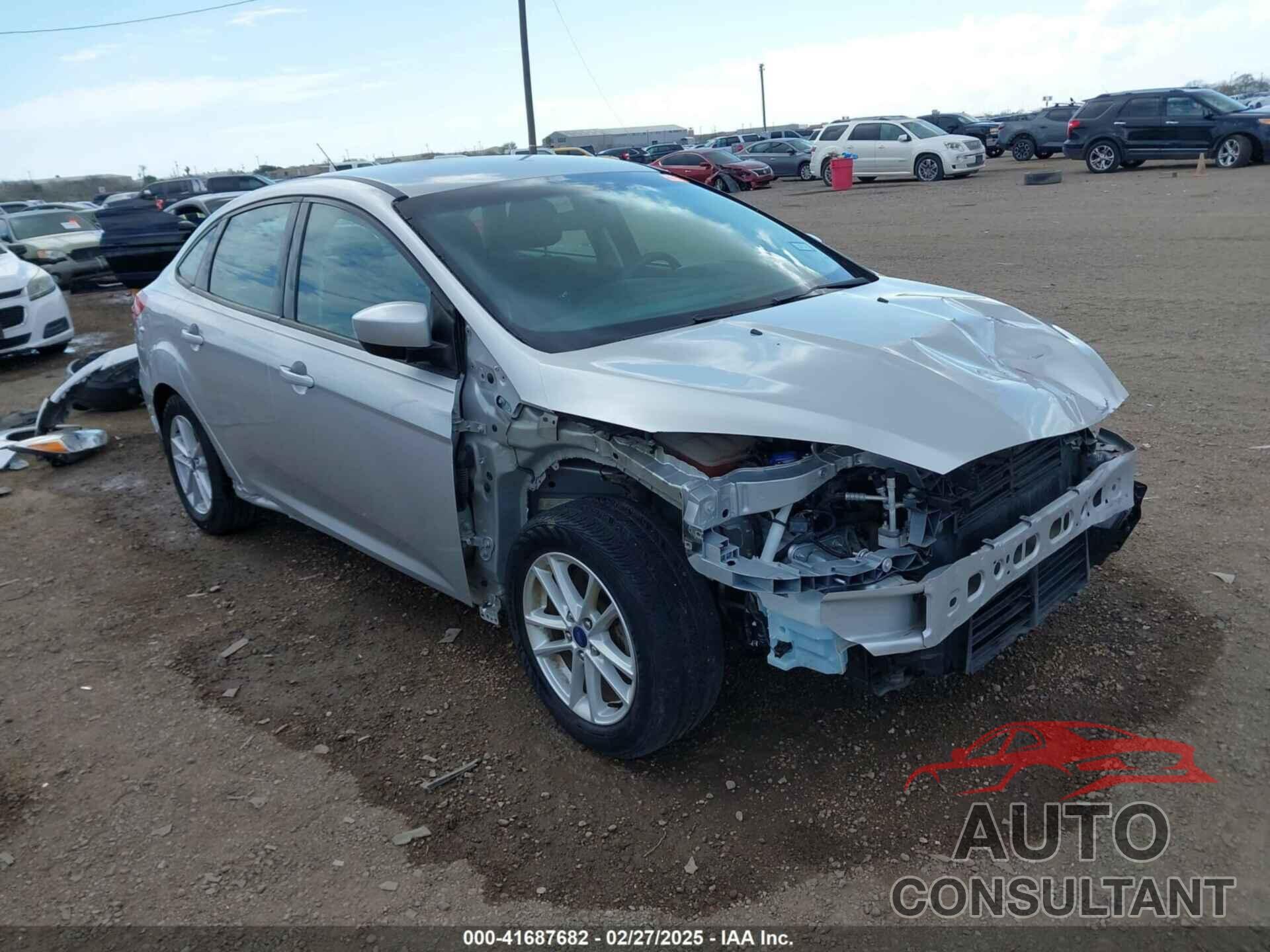 FORD FOCUS 2018 - 1FADP3F2XJL246535