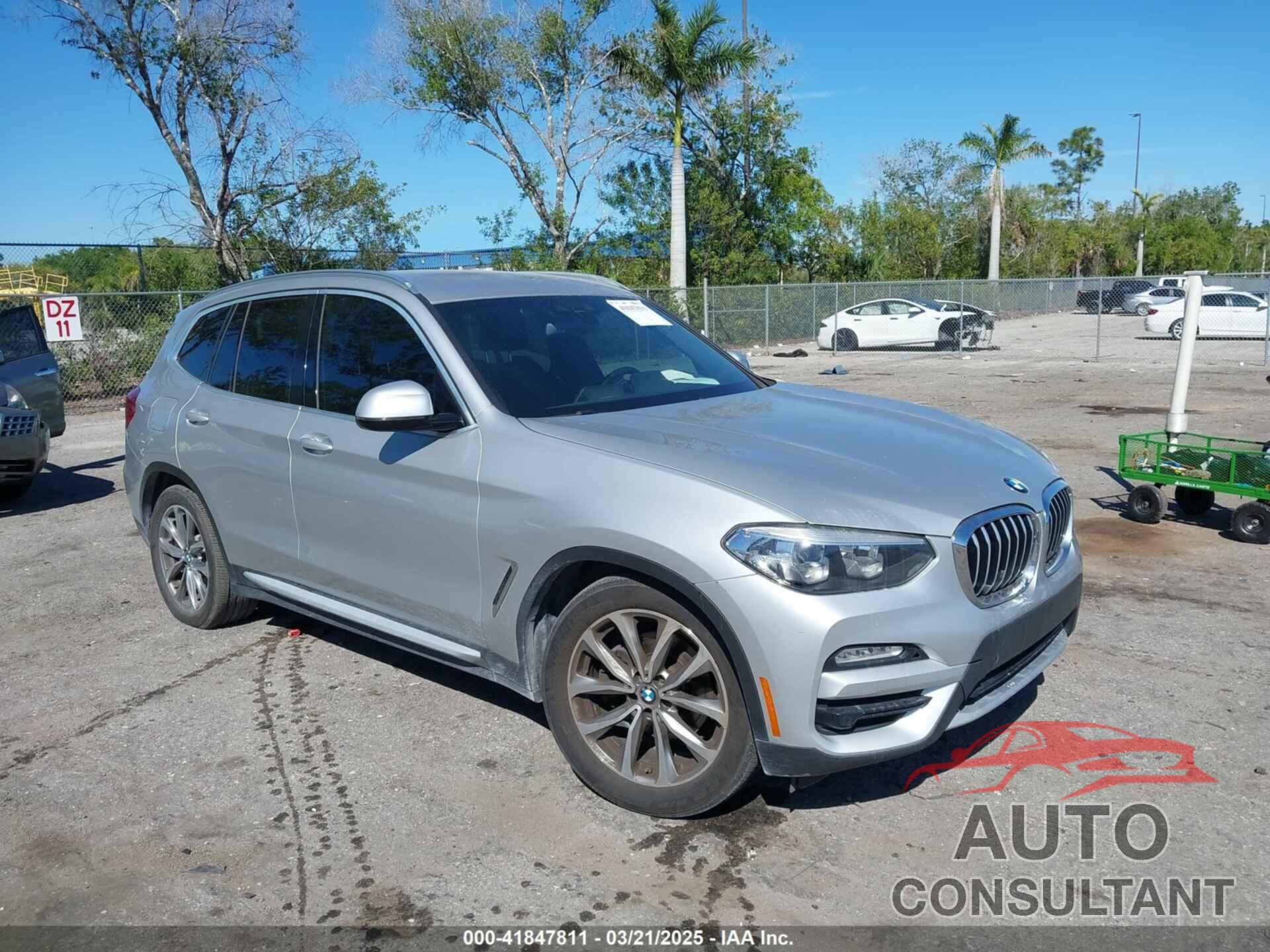BMW X3 2019 - 5UXTR7C56KLR50818