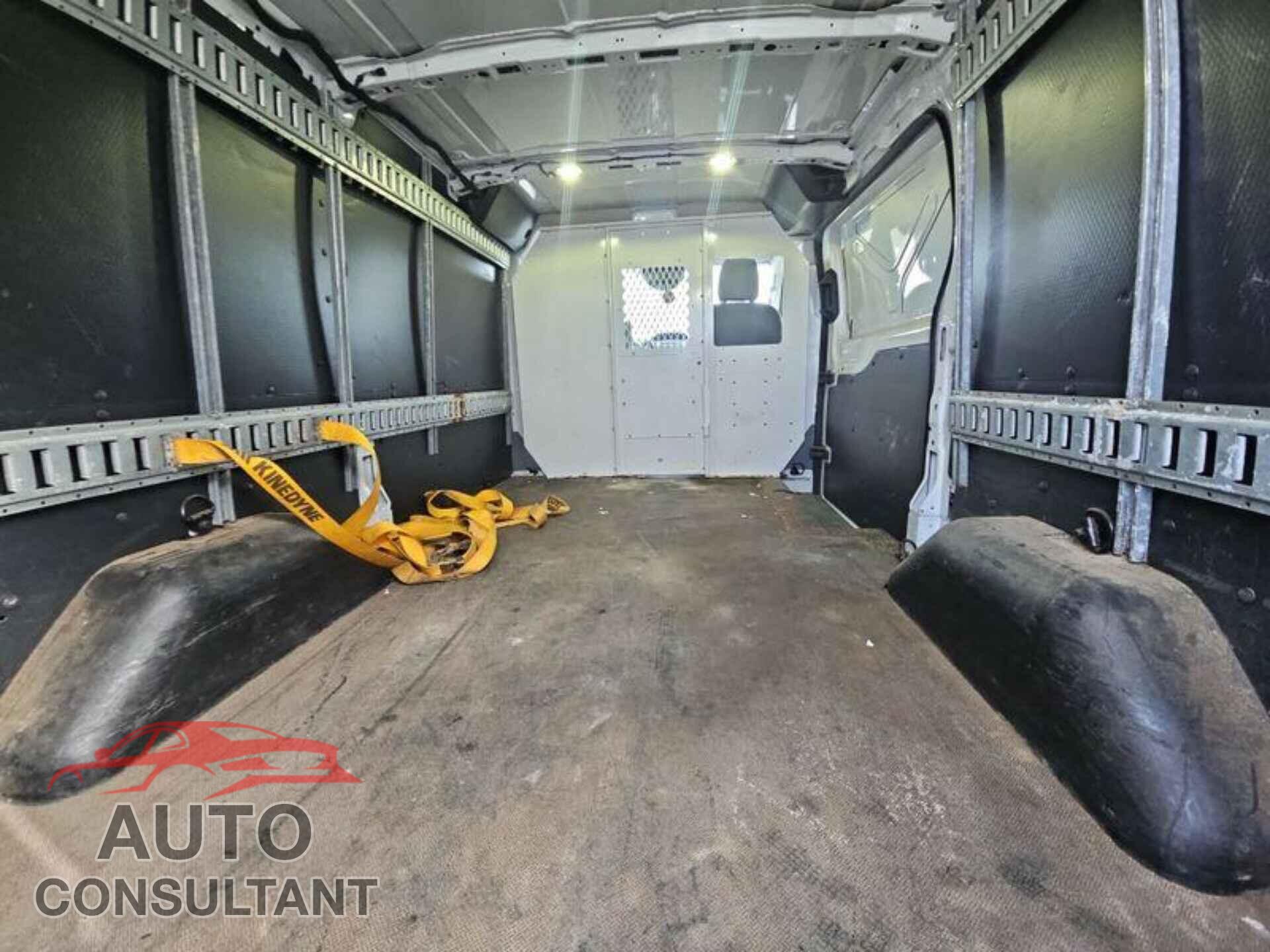 FORD TRANSIT 2017 - 1FTYE1YM4HKA19426