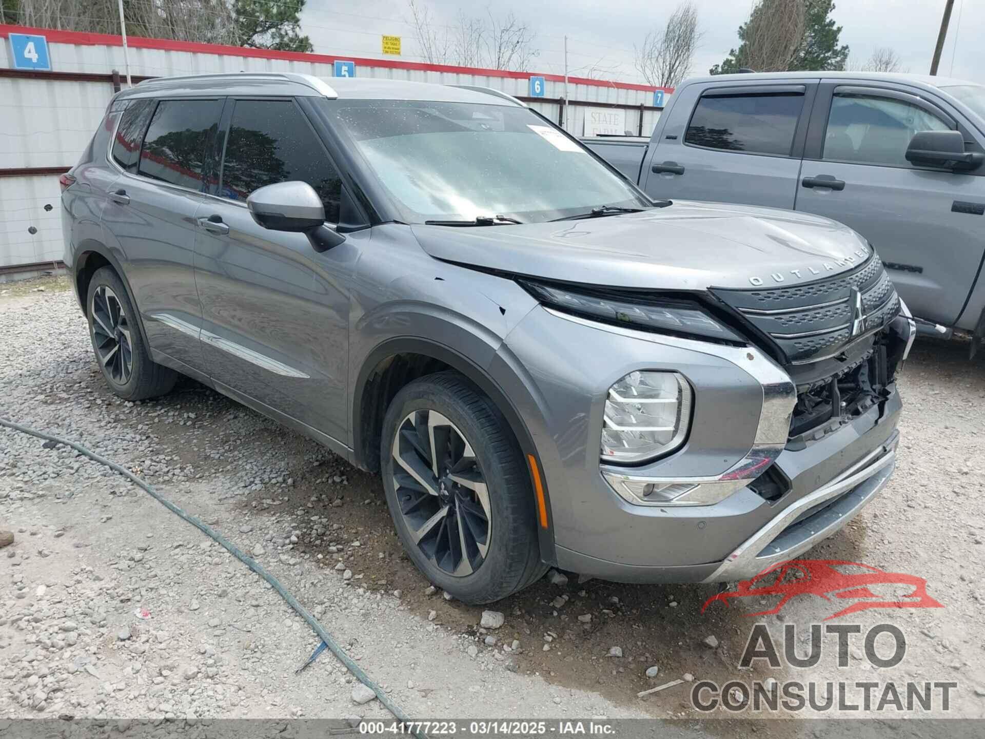 MITSUBISHI OUTLANDER 2022 - JA4J3VA81NZ077700
