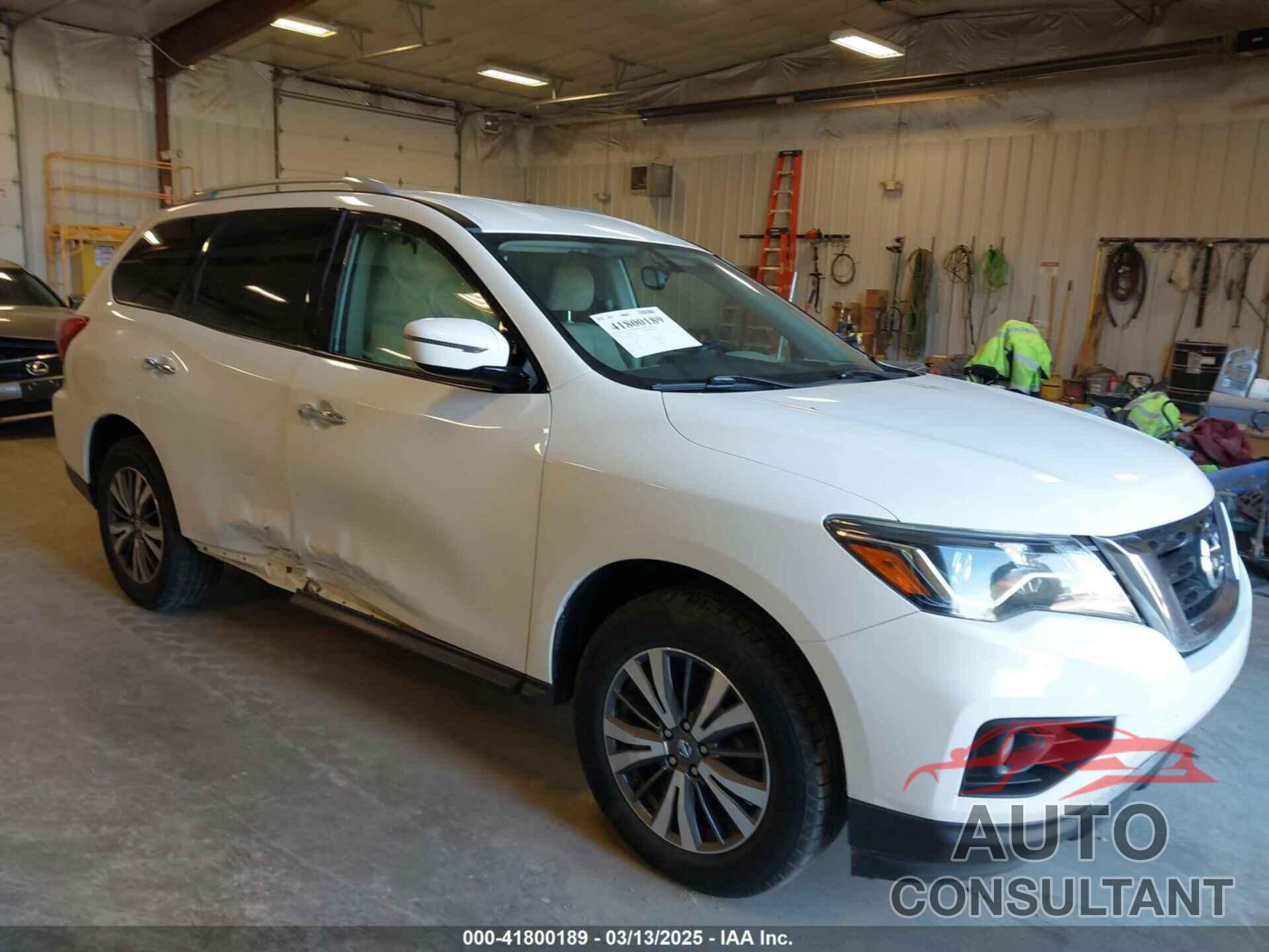 NISSAN PATHFINDER 2017 - 5N1DR2MN8HC666621