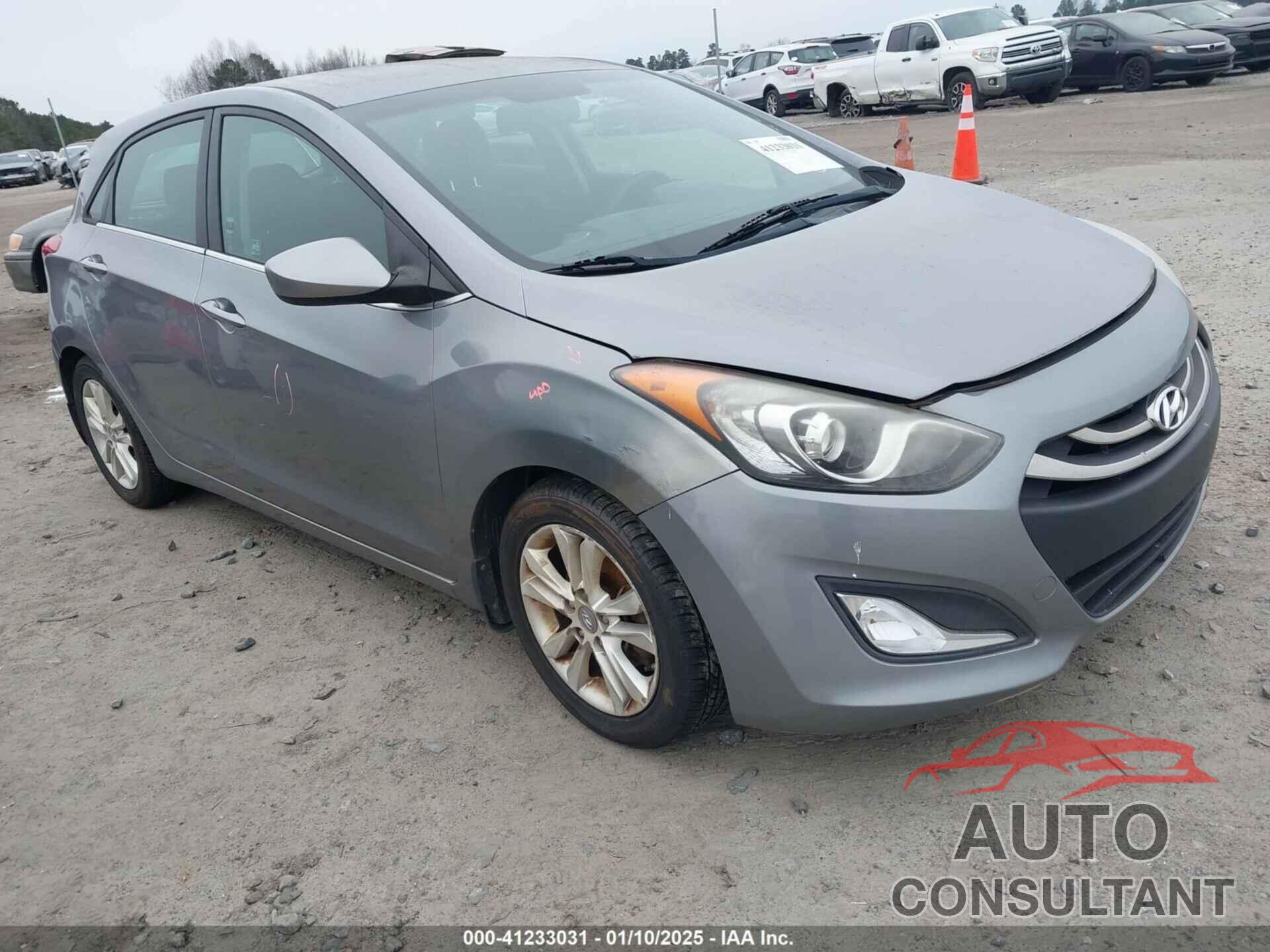 HYUNDAI ELANTRA GT 2013 - KMHD35LE7DU047548