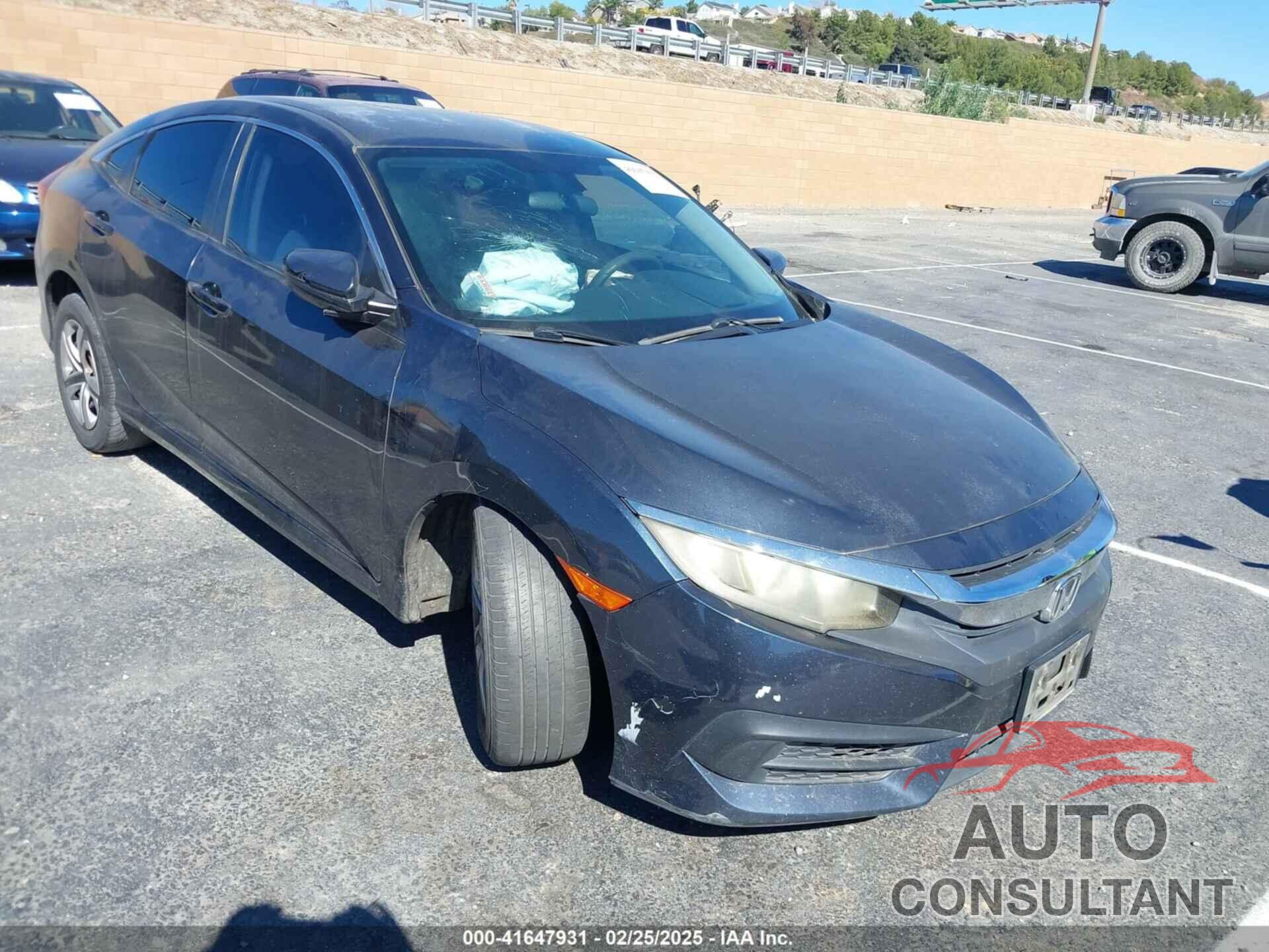 HONDA CIVIC 2018 - 2HGFC2F53JH592184