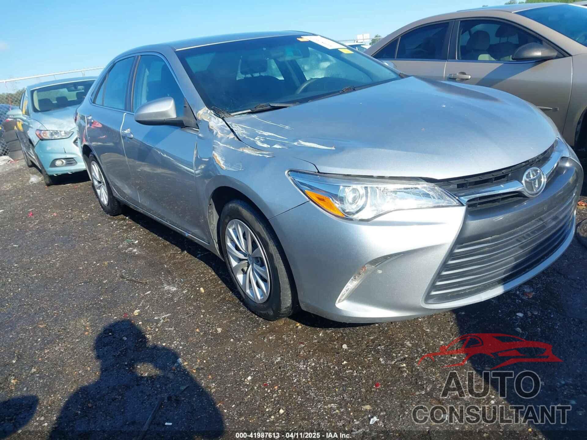 TOYOTA CAMRY 2016 - 4T4BF1FK7GR559510