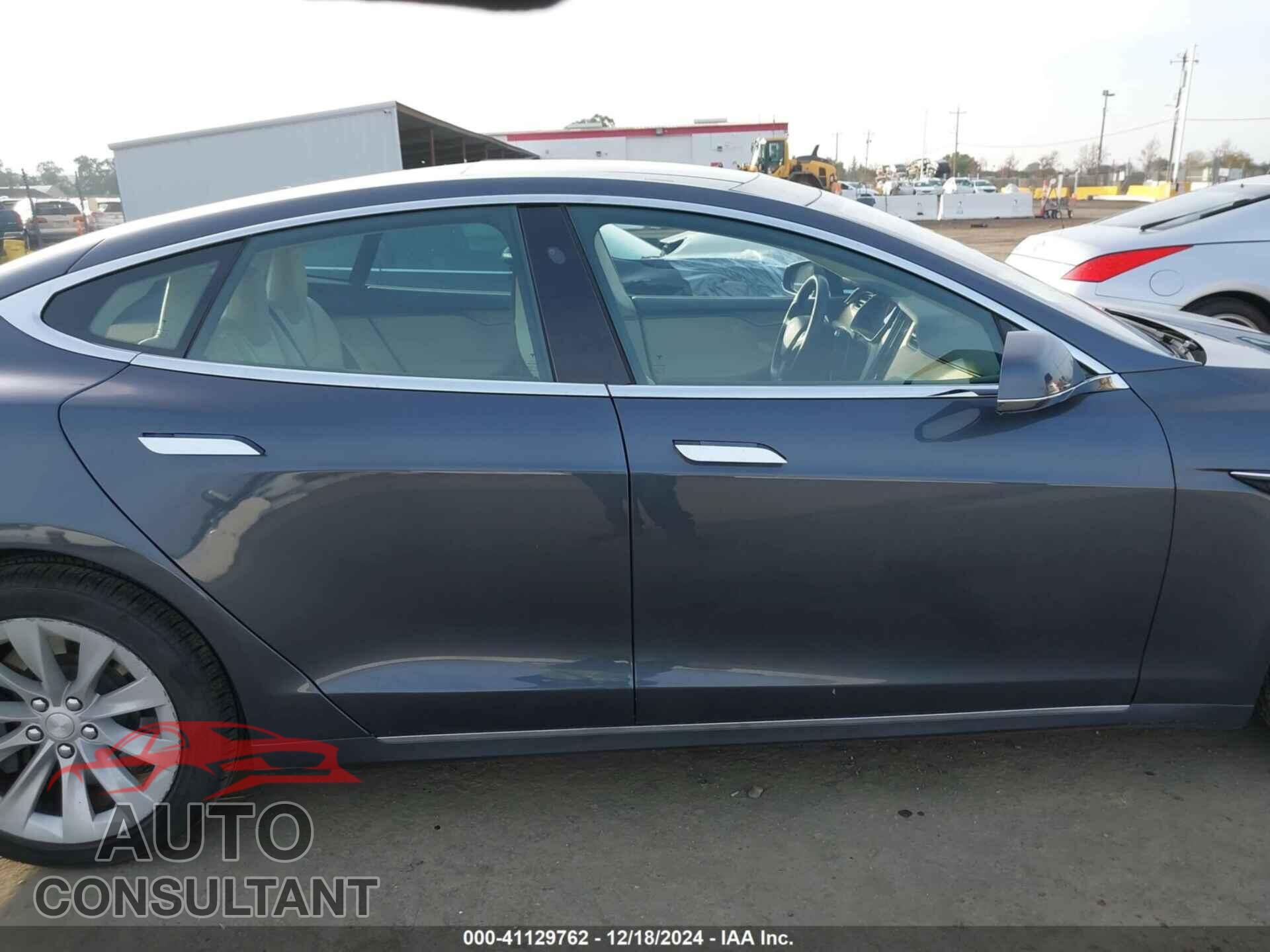 TESLA MODEL S 2018 - 5YJSA1E24JF258465