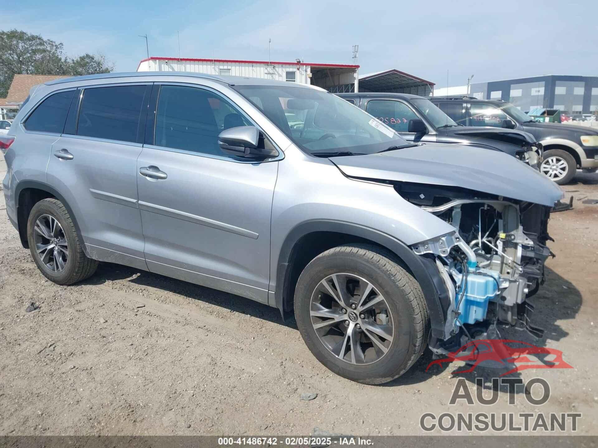 TOYOTA HIGHLANDER 2016 - 5TDJKRFH9GS354655