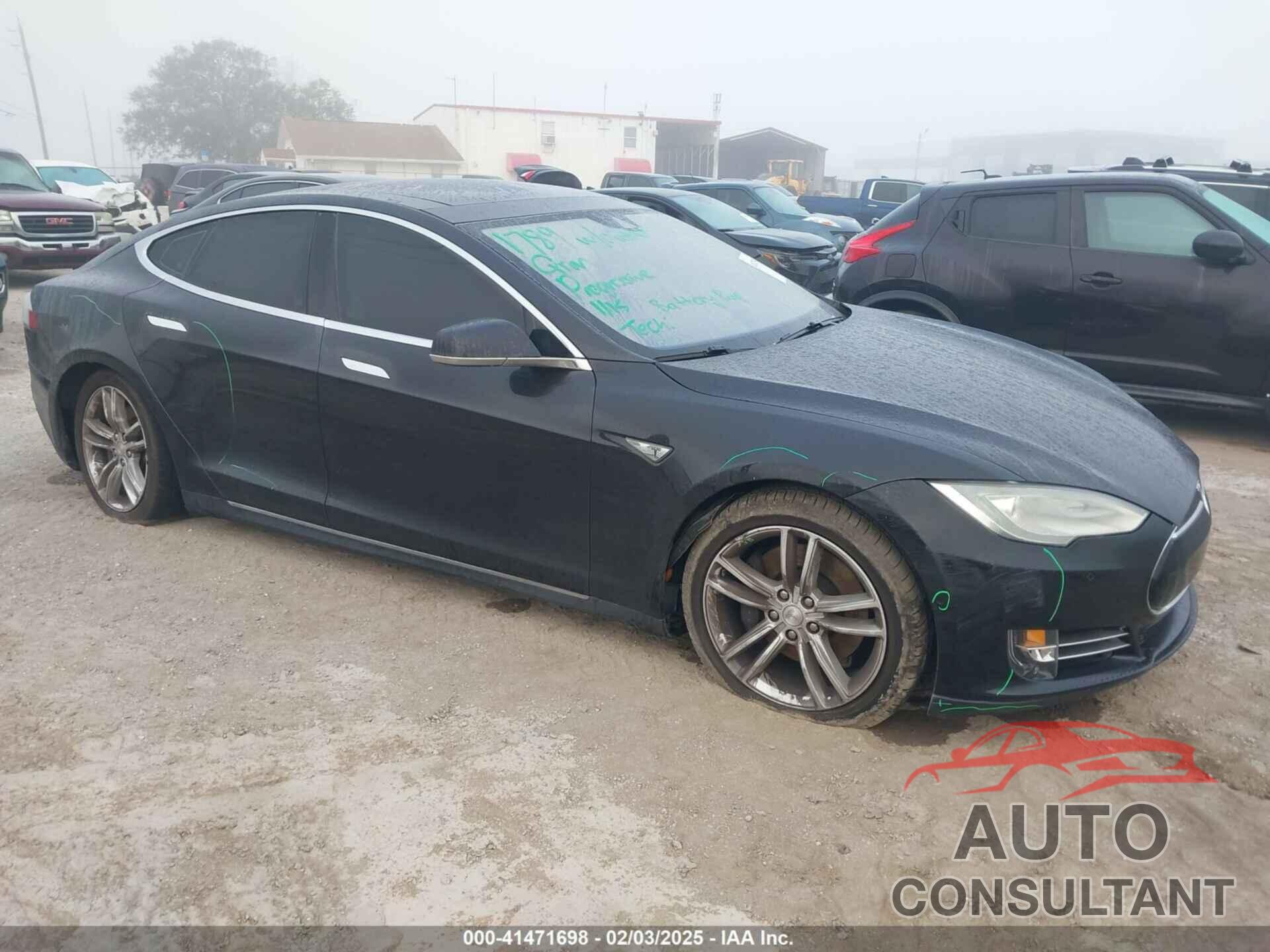 TESLA MODEL S 2015 - 5YJSA1E24FF111120