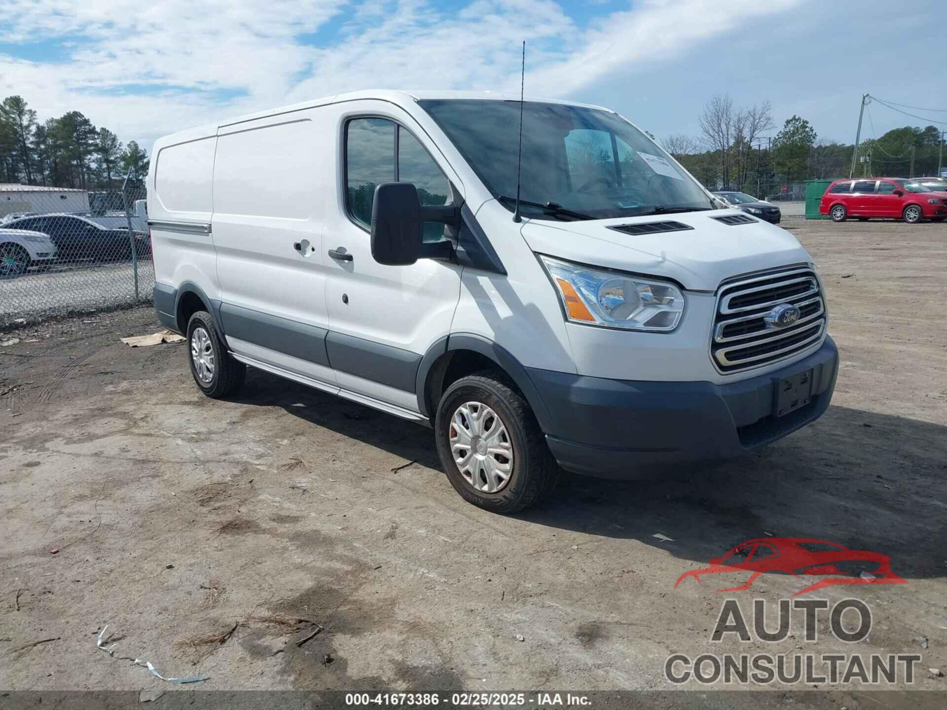 FORD TRANSIT-250 2015 - 1FTNR1YM0FKA86240