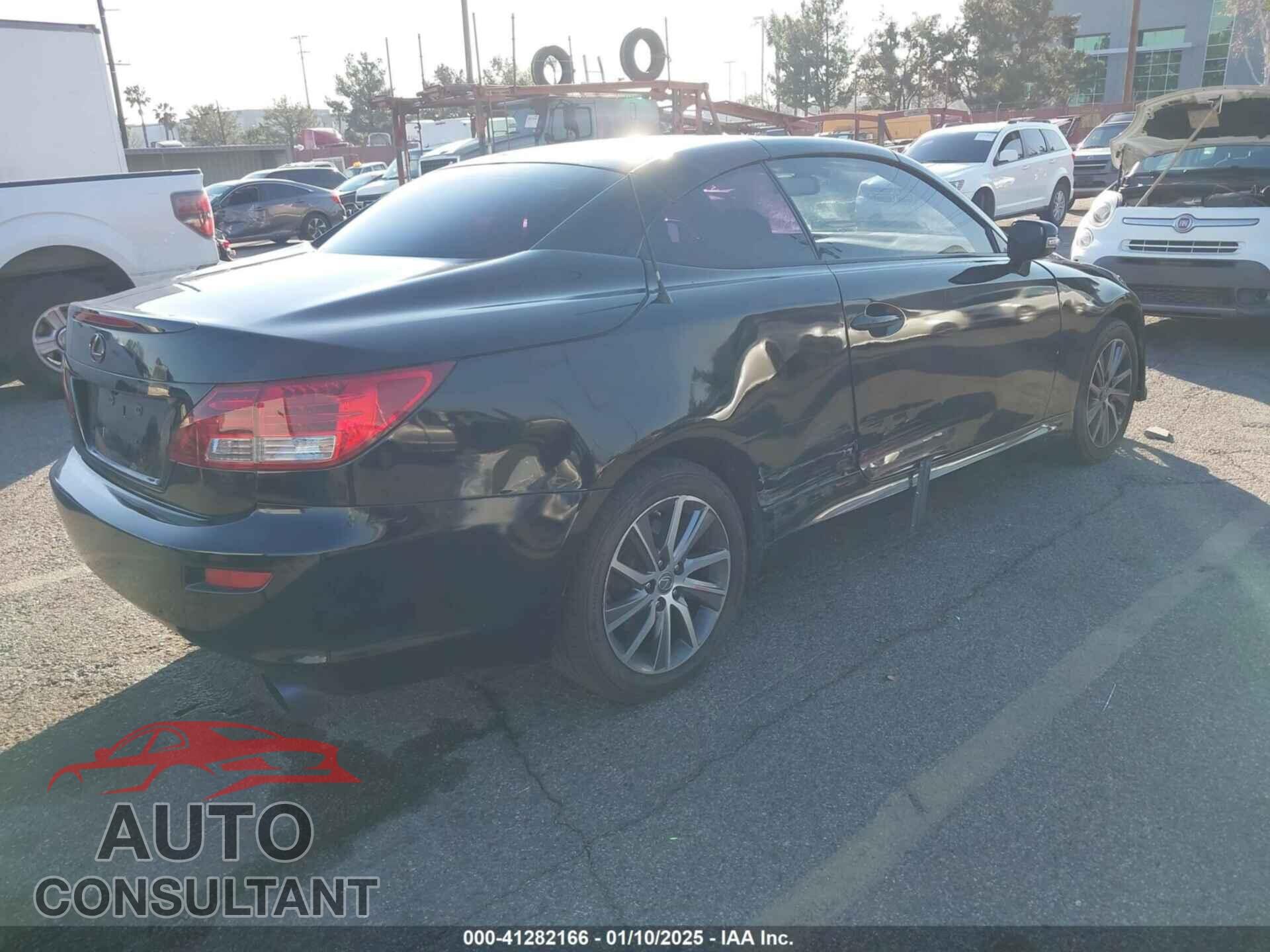 LEXUS IS 250C 2010 - JTHFF2C20A2501265