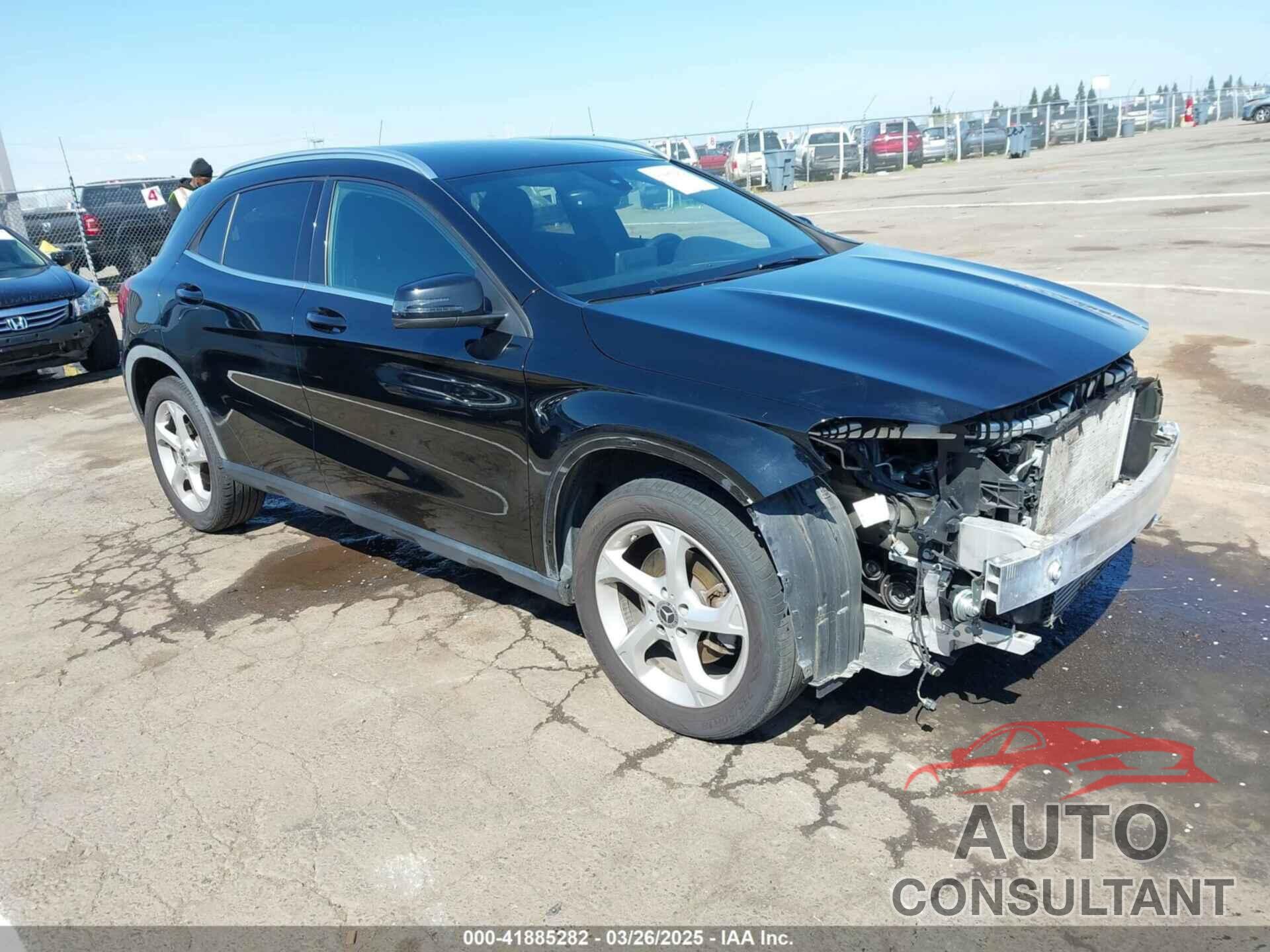 MERCEDES-BENZ GLA 250 2019 - WDCTG4EB3KU010442