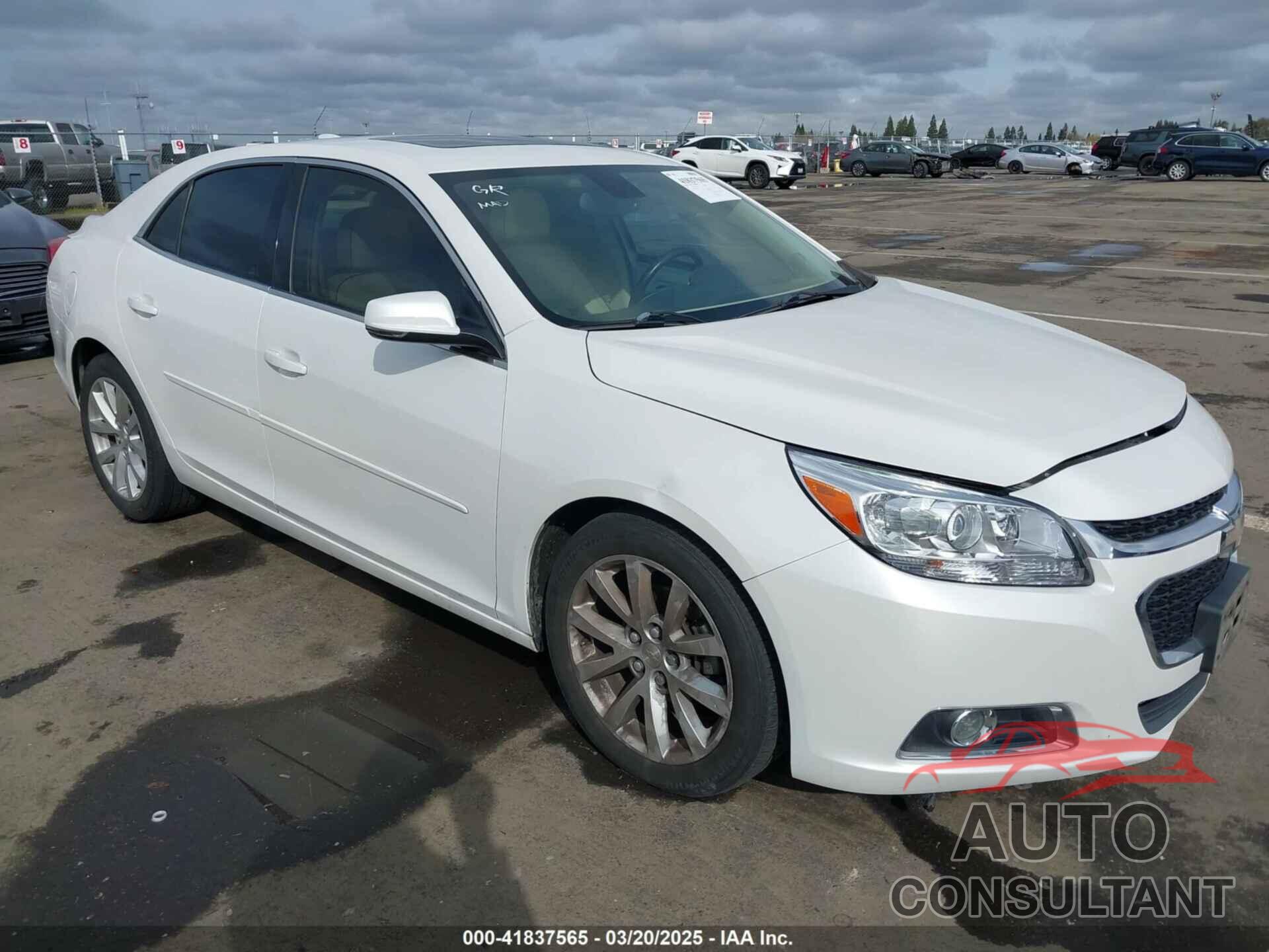 CHEVROLET MALIBU 2015 - 1G11D5SL0FF217995