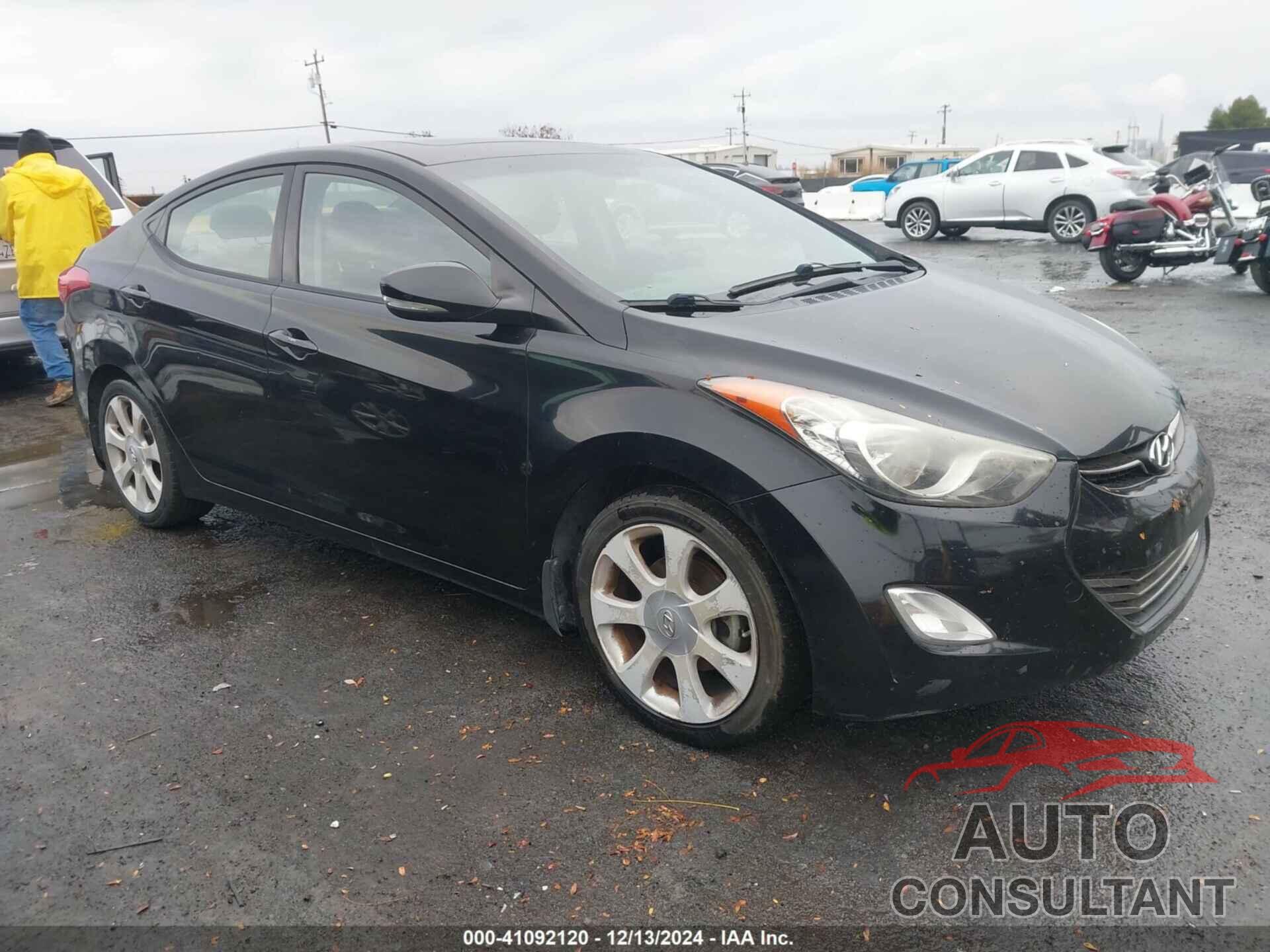 HYUNDAI ELANTRA 2013 - KMHDH4AE9DU630024