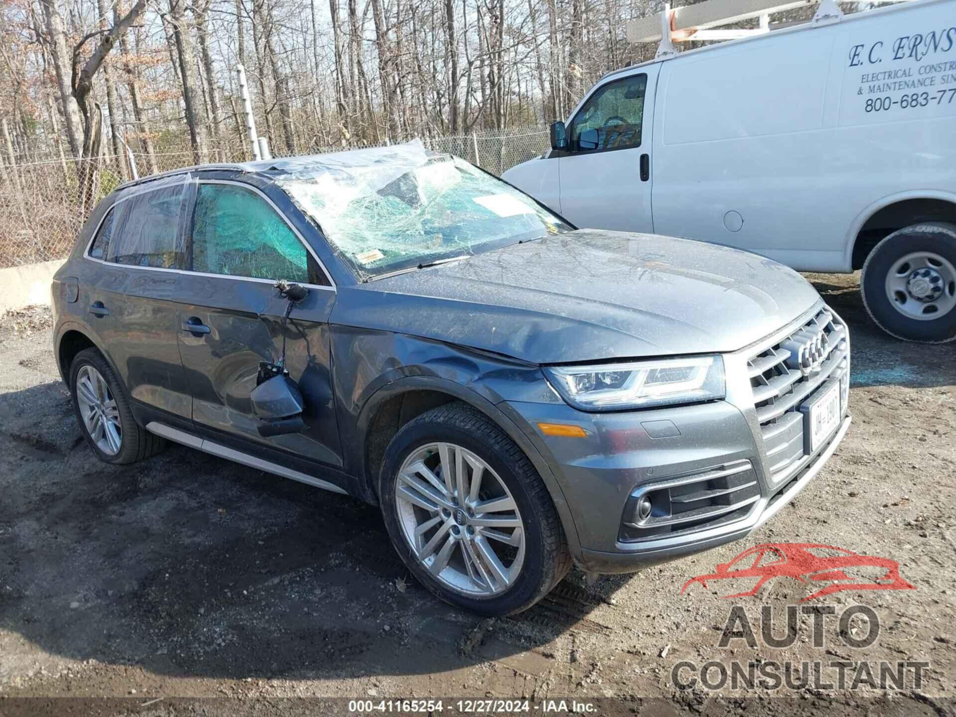 AUDI Q5 2018 - WA1CNAFY7J2054493