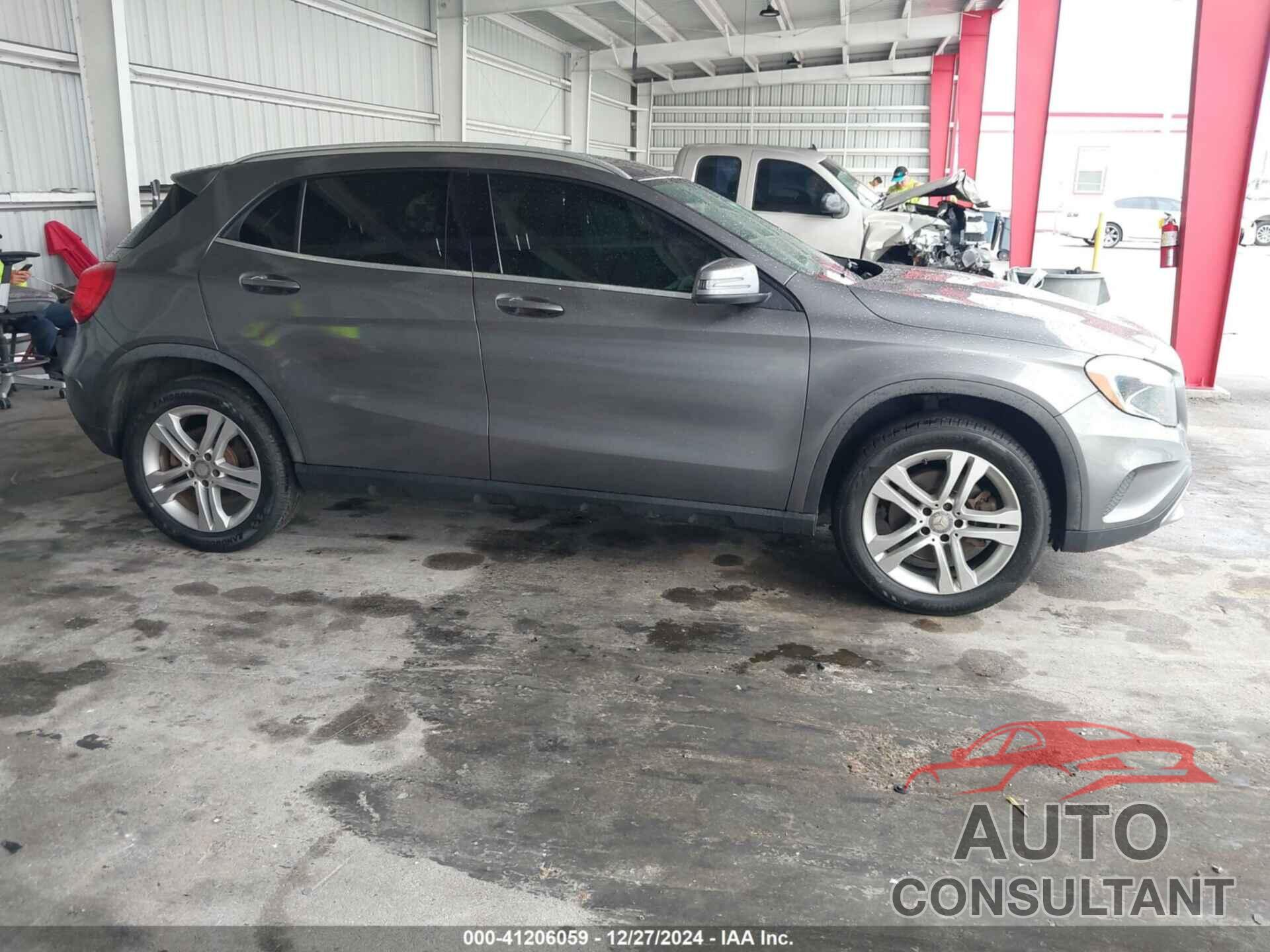 MERCEDES-BENZ GLA 250 2016 - WDCTG4EBXGJ208251