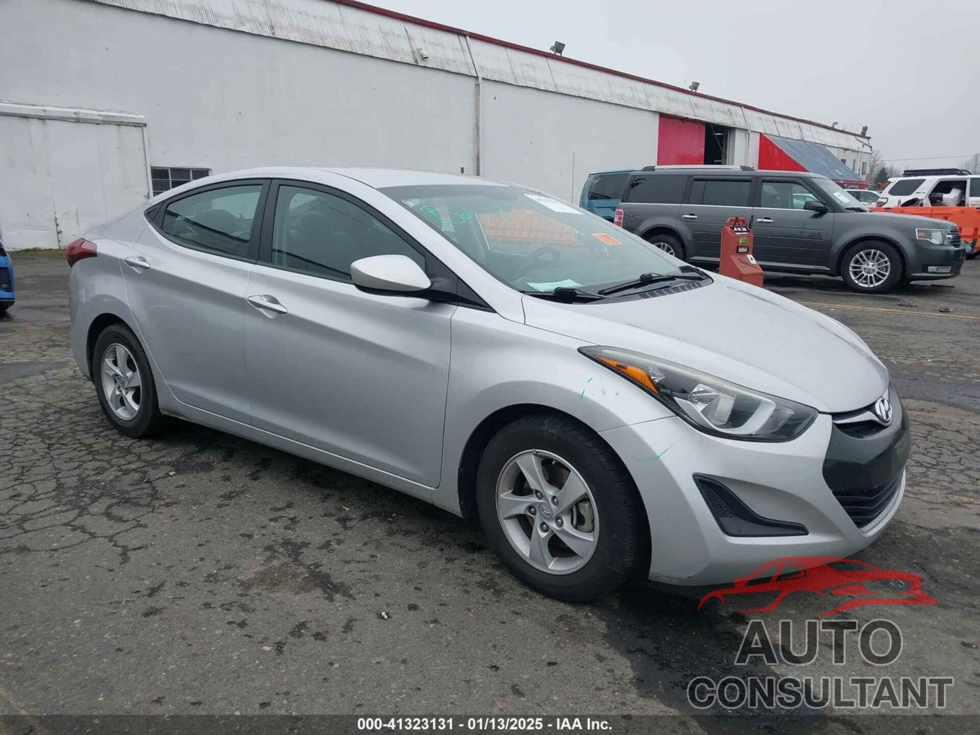 HYUNDAI ELANTRA 2015 - 5NPDH4AE1FH639835