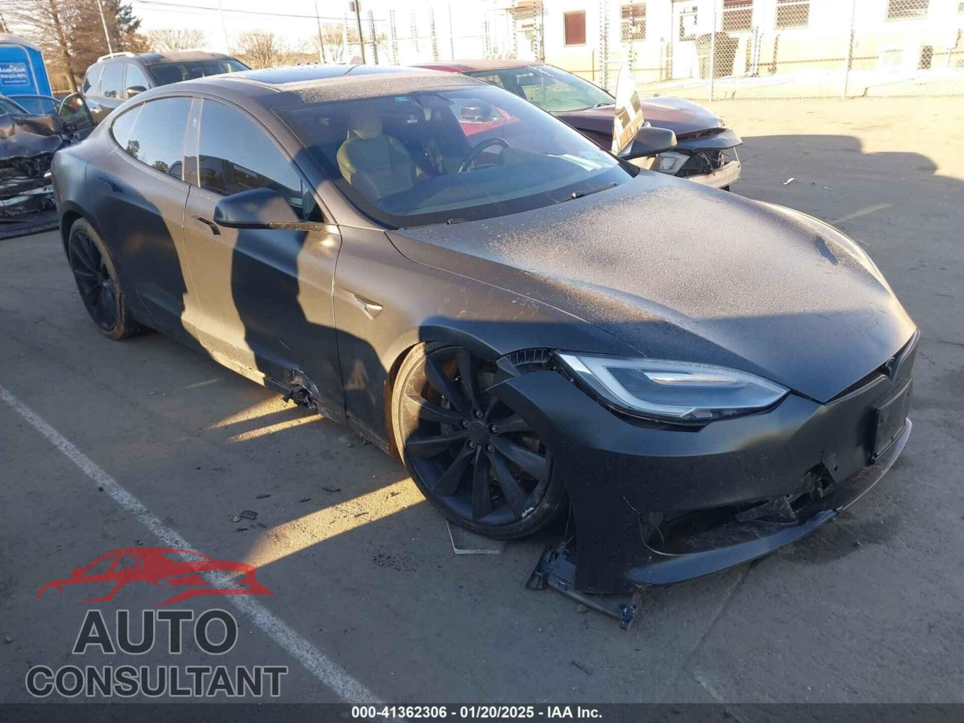 TESLA MODEL S 2017 - 5YJSA1E25HF186217
