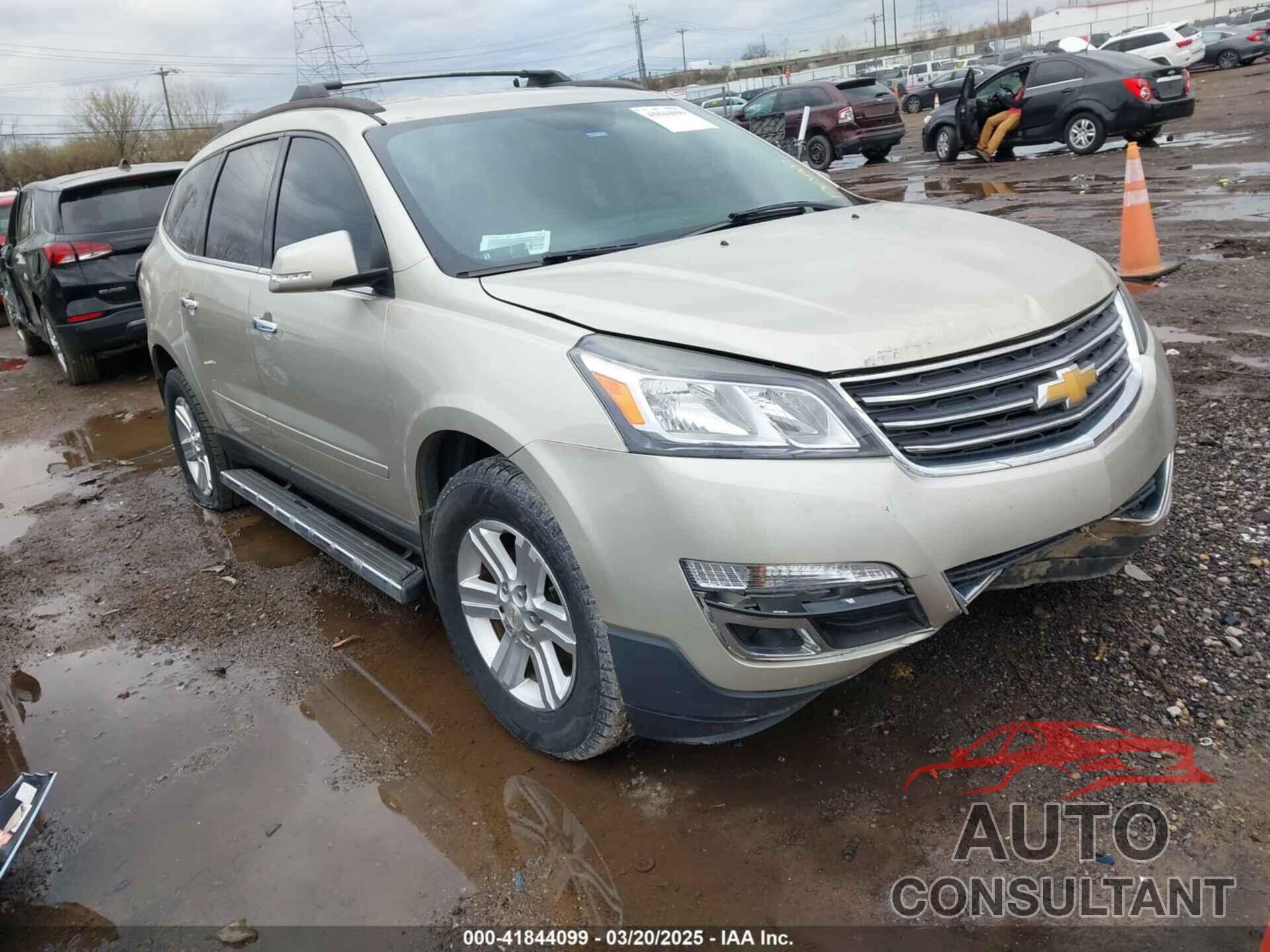 CHEVROLET TRAVERSE 2013 - 1GNKRJKD3DJ102629