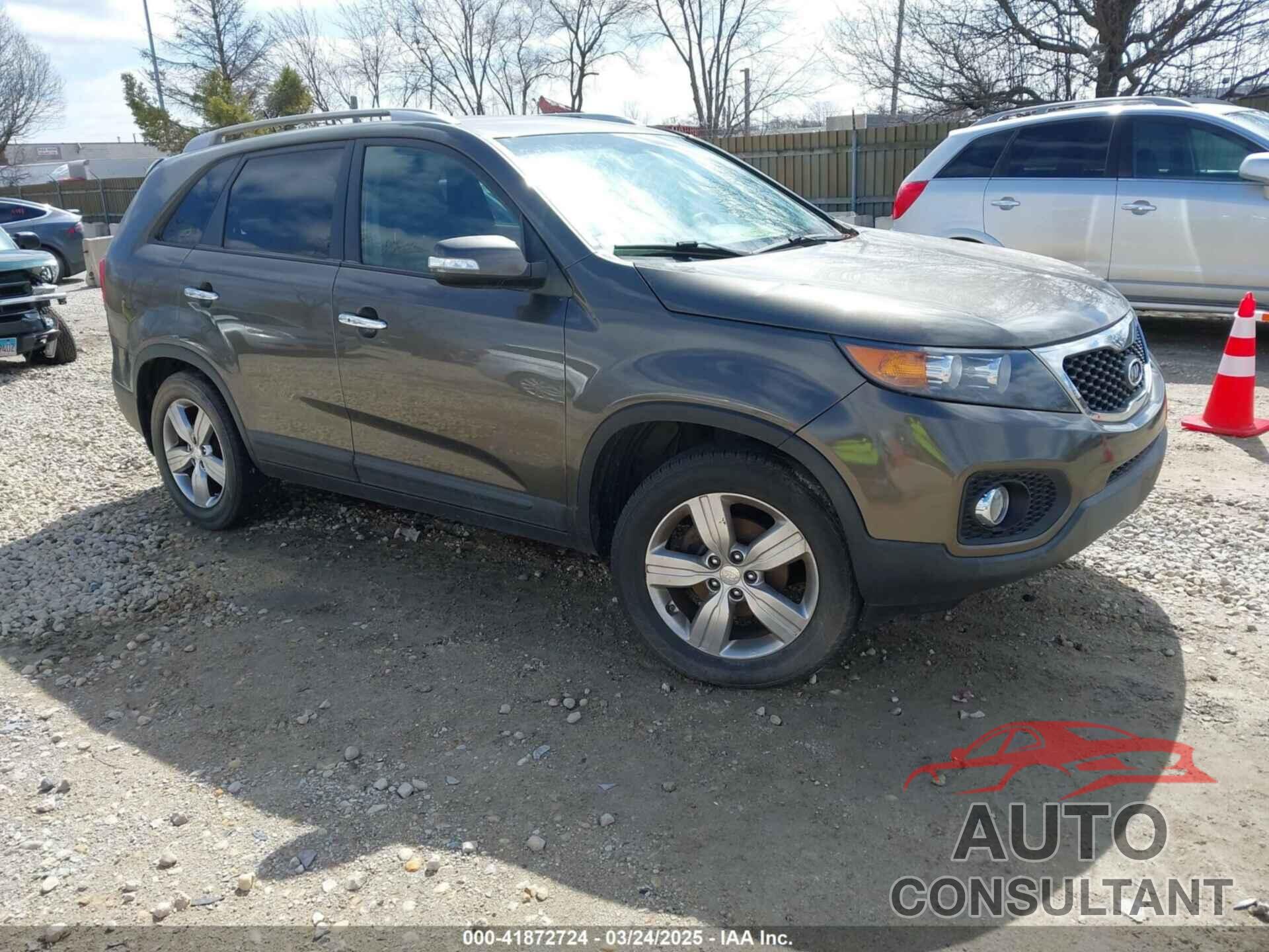 KIA SORENTO 2013 - 5XYKU3A62DG373137