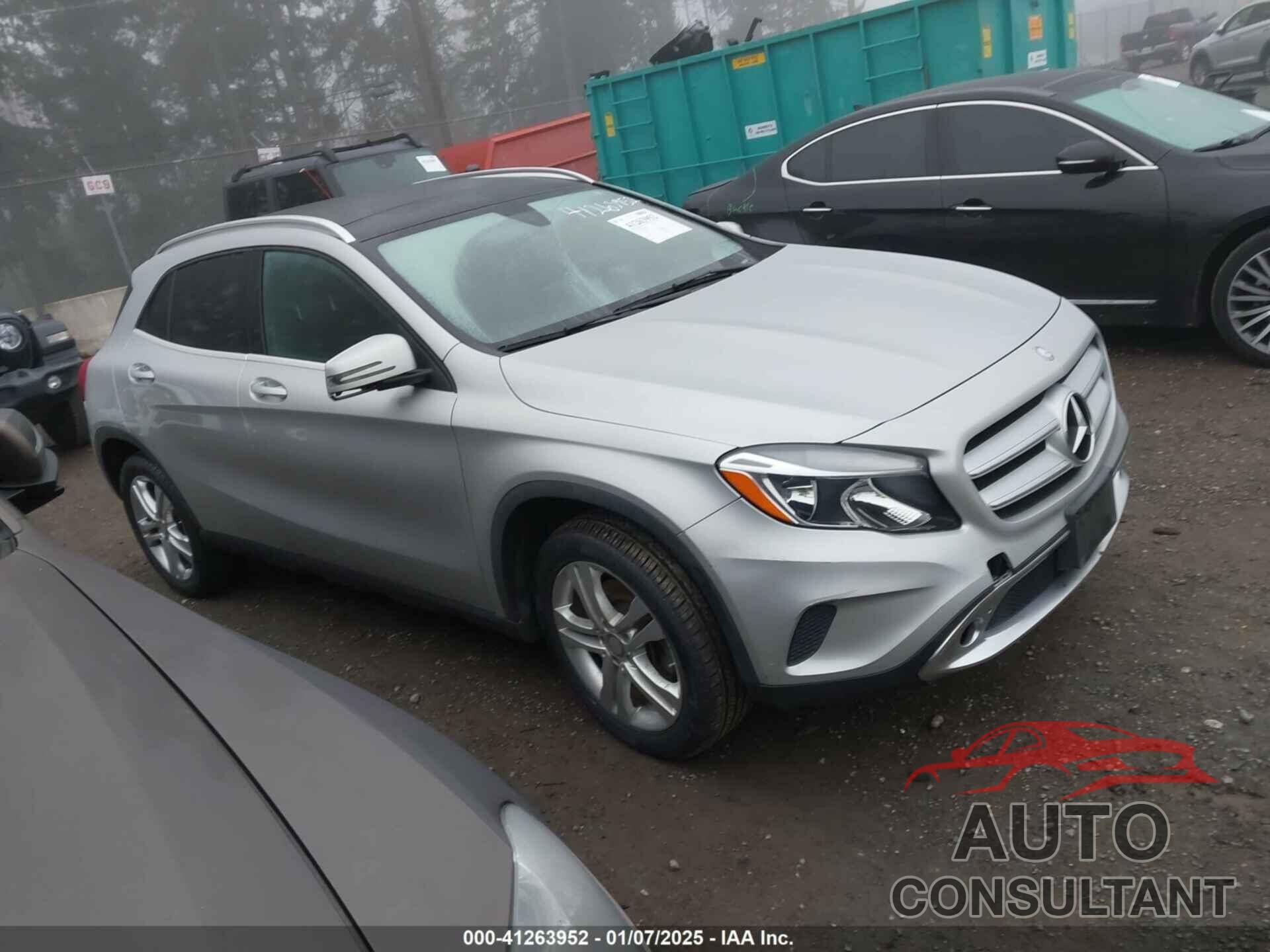 MERCEDES-BENZ GLA 250 2017 - WDCTG4GB6HJ339563