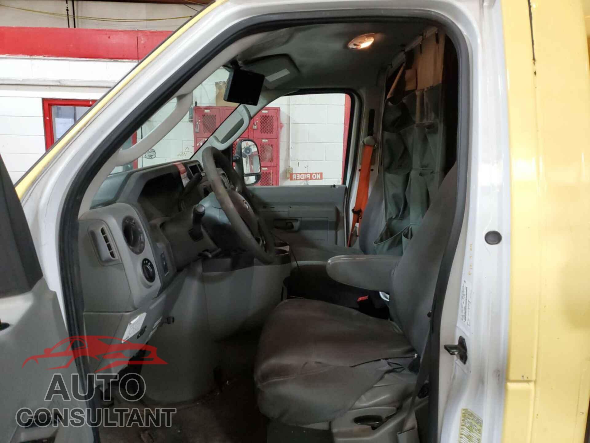 FORD E-450 CUTAWAY 2018 - 1FDXE4FS4JDC18948